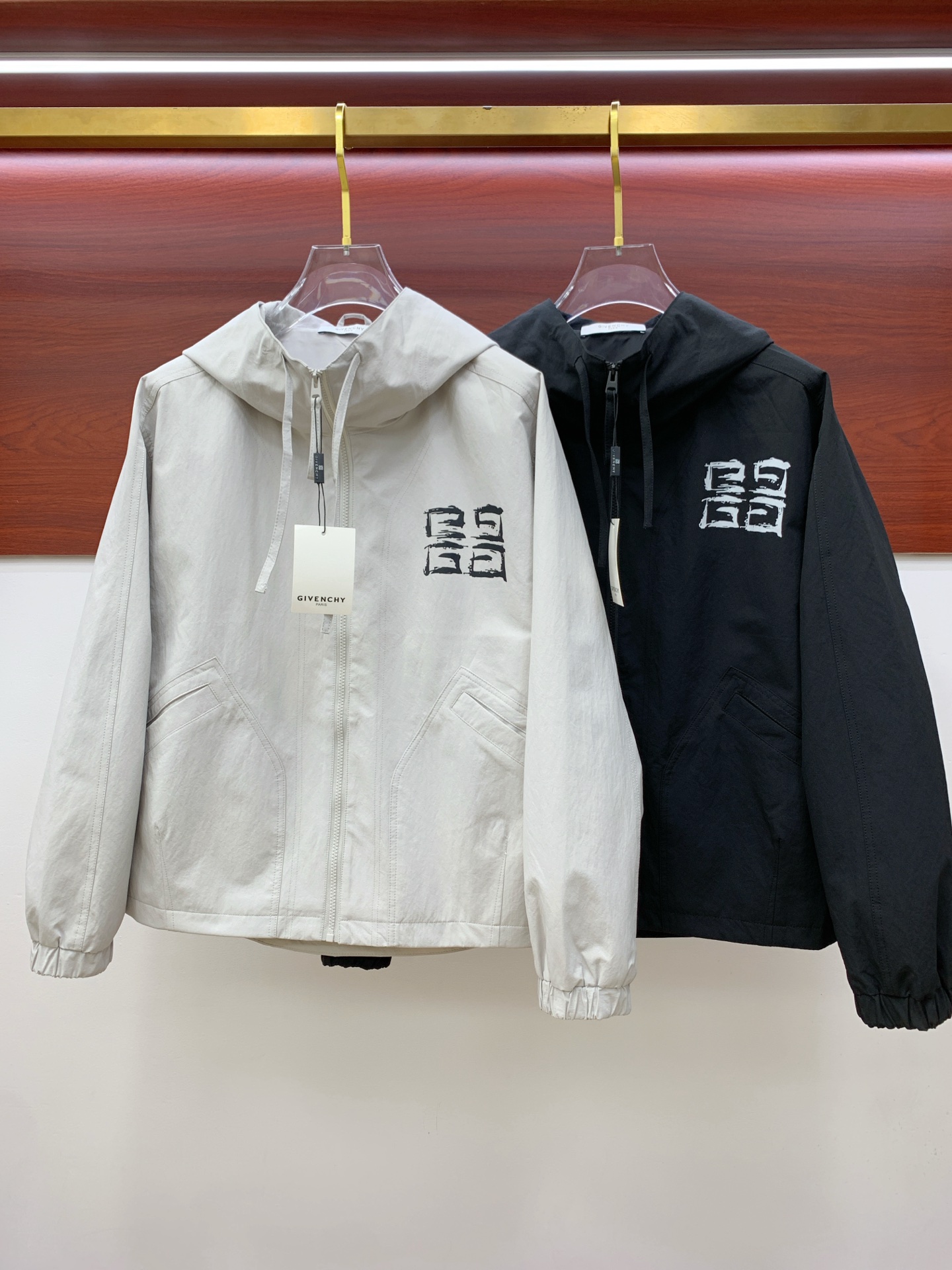 P纪梵希25ss早秋【新品】风衣夹克外套爆款 秋冬专柜新款休闲时尚夹克外套！超前卫设计风格 细腻舒适 穿