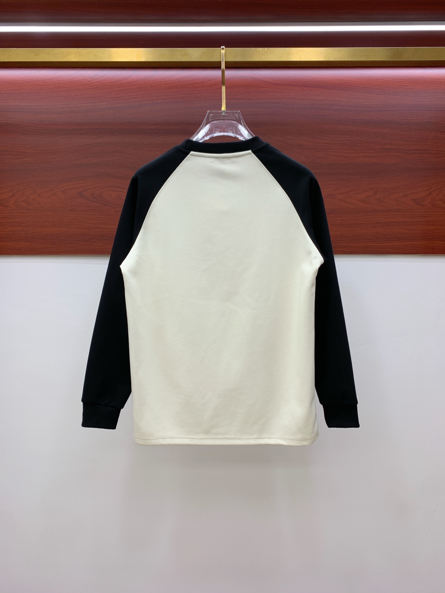 P罗意威25SS【新品】最新最顶级版本精美工艺圆领卫衣，最顶级的品质专柜原单套头衫，顶级制作工艺进口面料