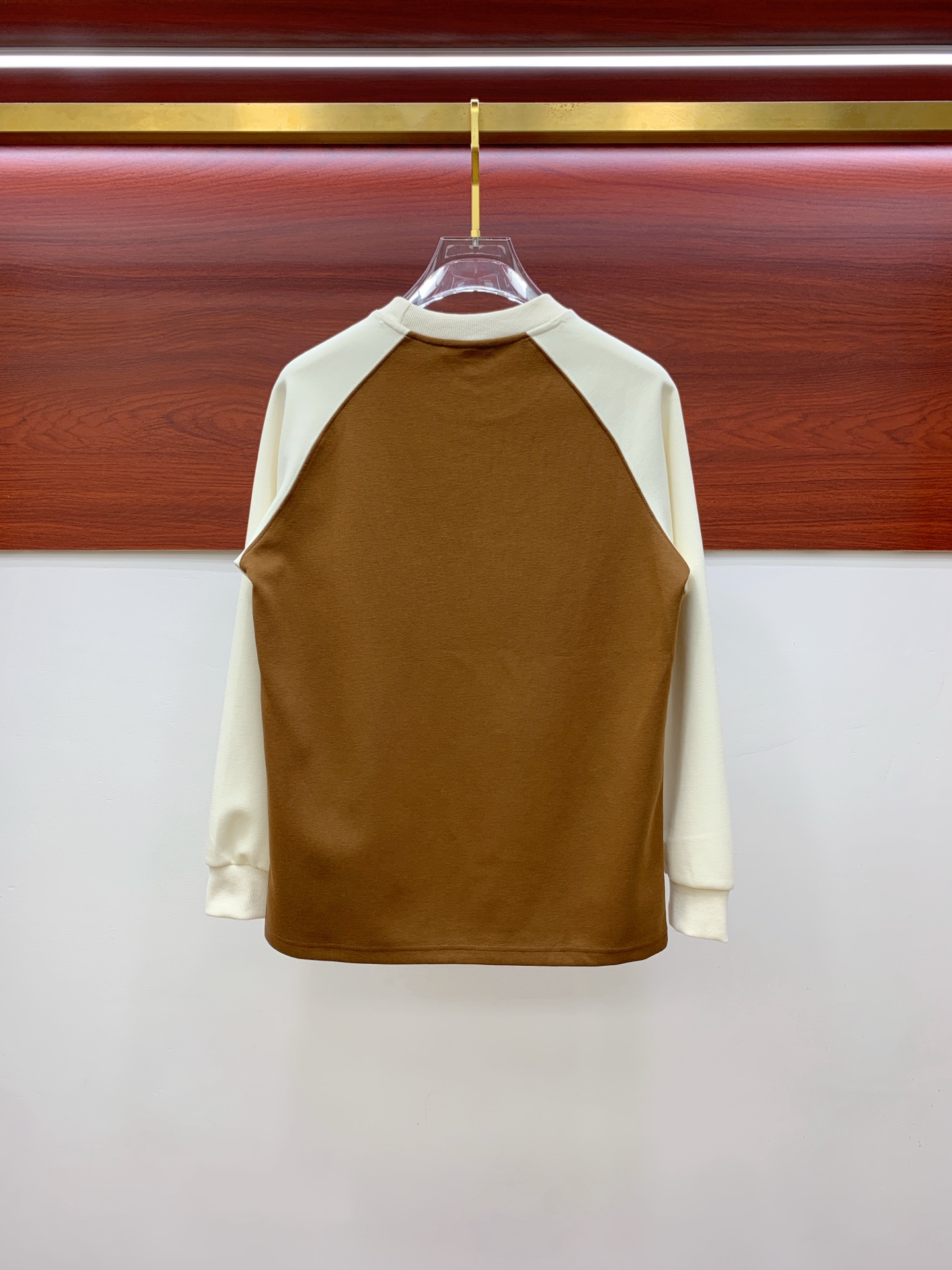 P罗意威25SS【新品】最新最顶级版本精美工艺圆领卫衣，最顶级的品质专柜原单套头衫，顶级制作工艺进口面料
