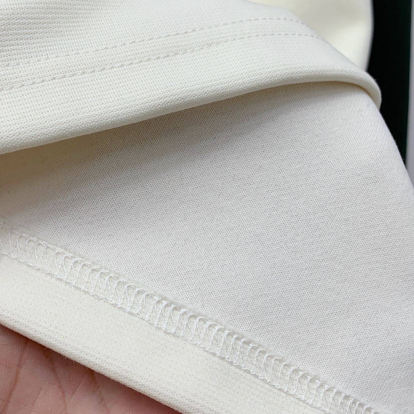 P罗意威25SS【新品】最新最顶级版本精美工艺圆领卫衣，最顶级的品质专柜原单套头衫，顶级制作工艺进口面料
