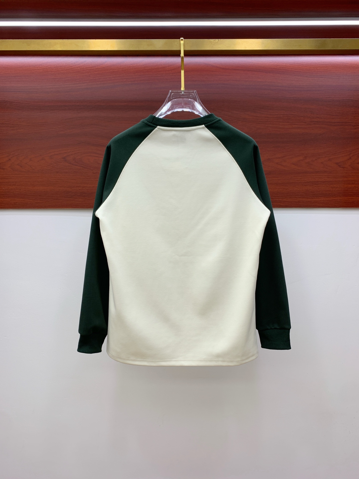P罗意威25SS【新品】最新最顶级版本精美工艺圆领卫衣，最顶级的品质专柜原单套头衫，顶级制作工艺进口面料