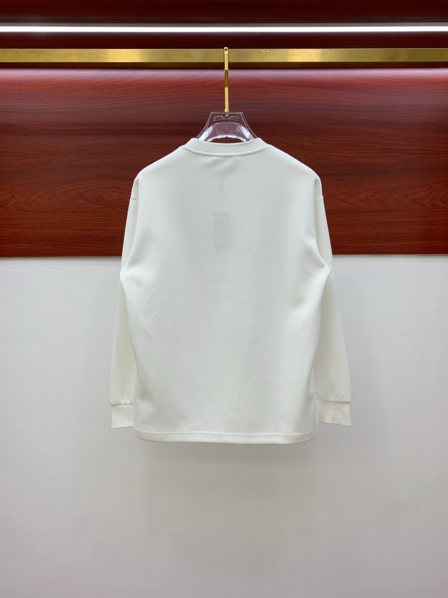 P普拉达25SS【新品】最新最顶级版本精美工艺圆领卫衣，最顶级的品质专柜原单套头衫，顶级制作工艺进口面料