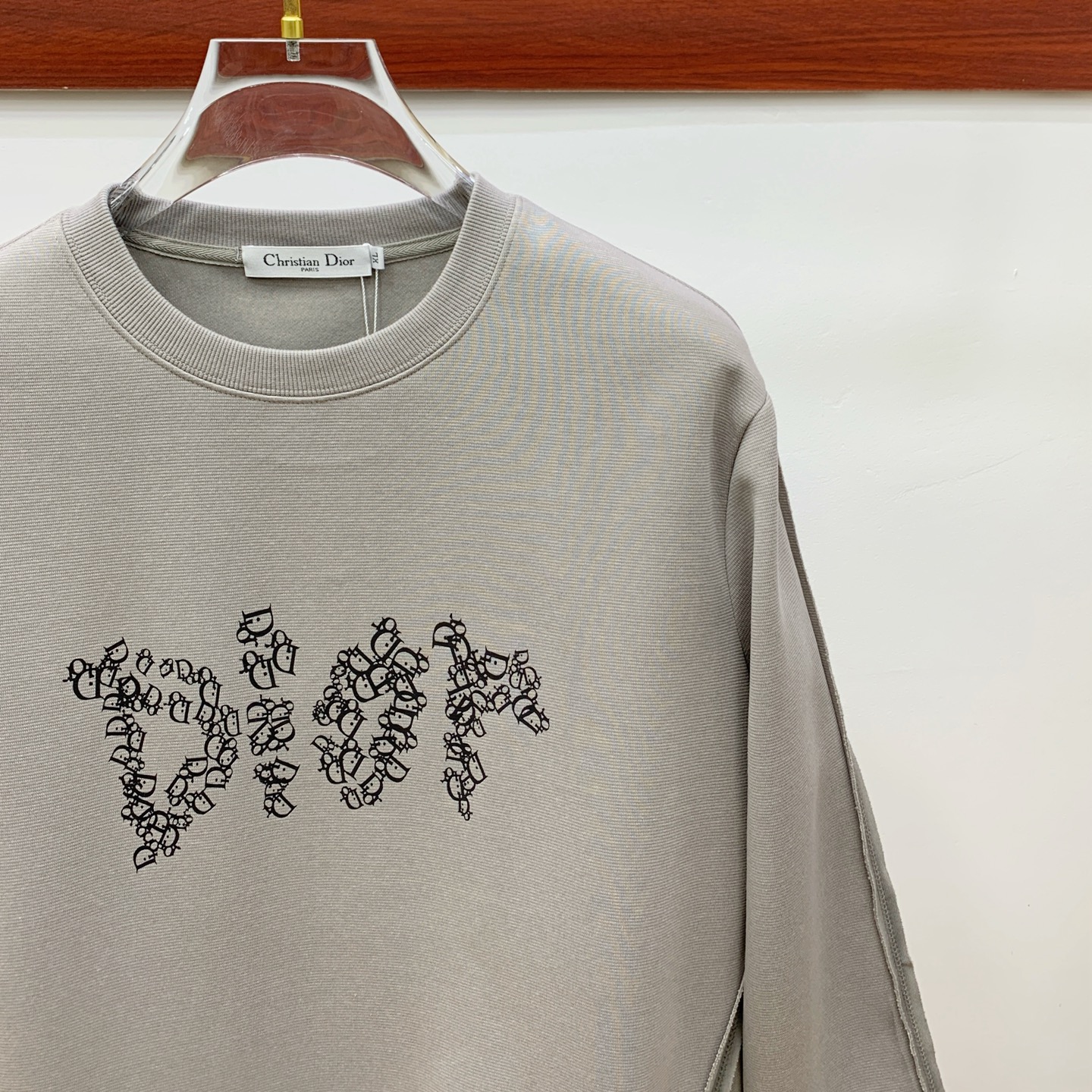 P迪奥25SS【新品】最新最顶级版本精美工艺圆领卫衣，最顶级的品质专柜原单套头衫，顶级制作工艺进口面料，