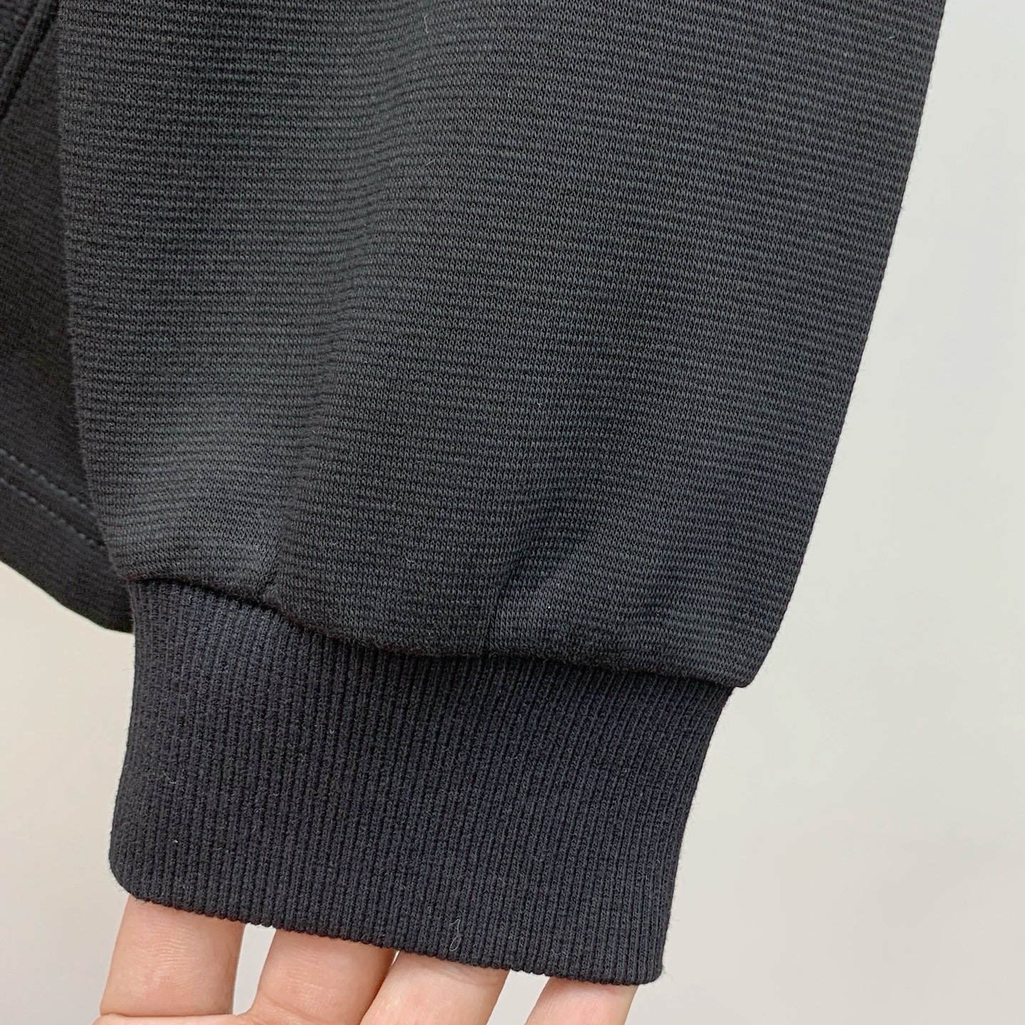 P西太后25SS【新品】最新最顶级版本精美工艺圆领卫衣，最顶级的品质专柜原单套头衫，顶级制作工艺进口面料