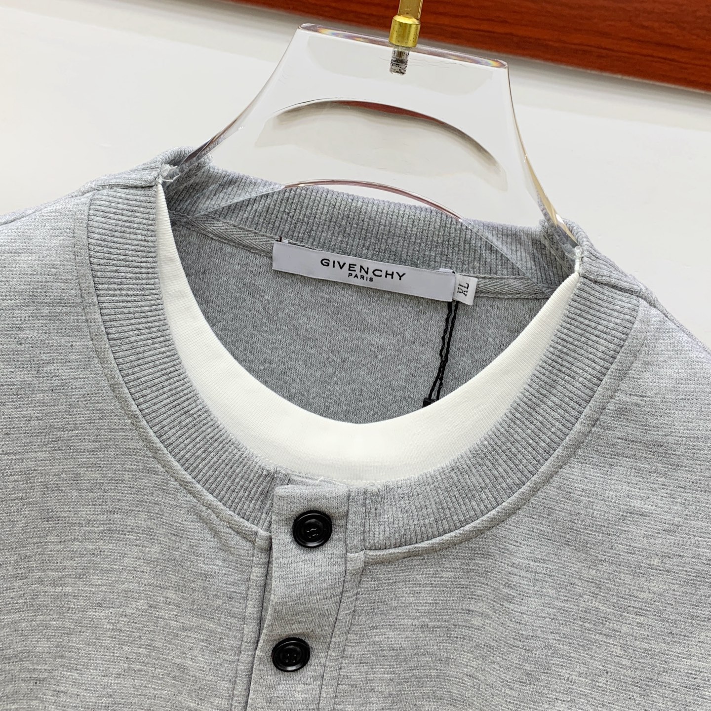 P纪梵希25SS【新品】最新最顶级版本精美工艺圆领卫衣，最顶级的品质专柜原单套头衫，顶级制作工艺进口面料