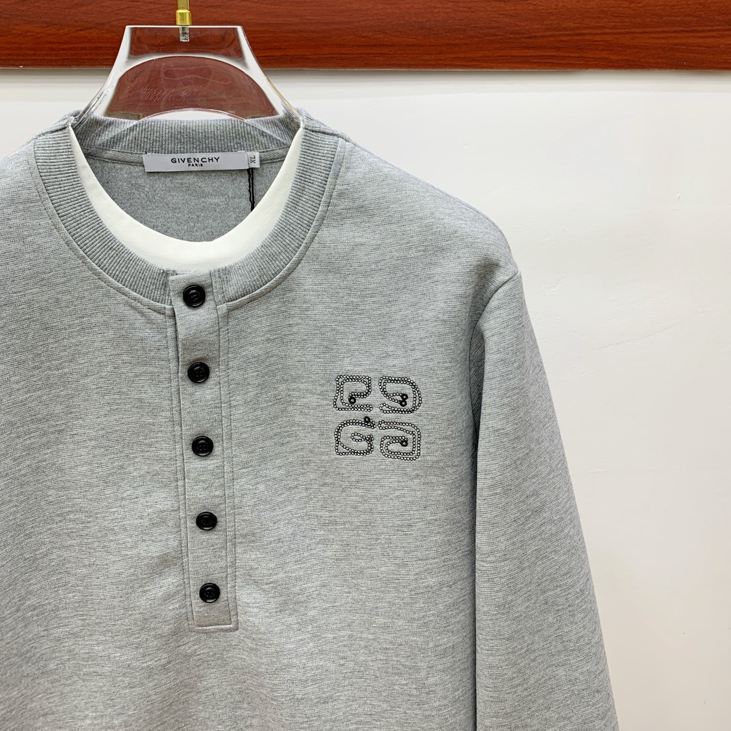 P纪梵希25SS【新品】最新最顶级版本精美工艺圆领卫衣，最顶级的品质专柜原单套头衫，顶级制作工艺进口面料