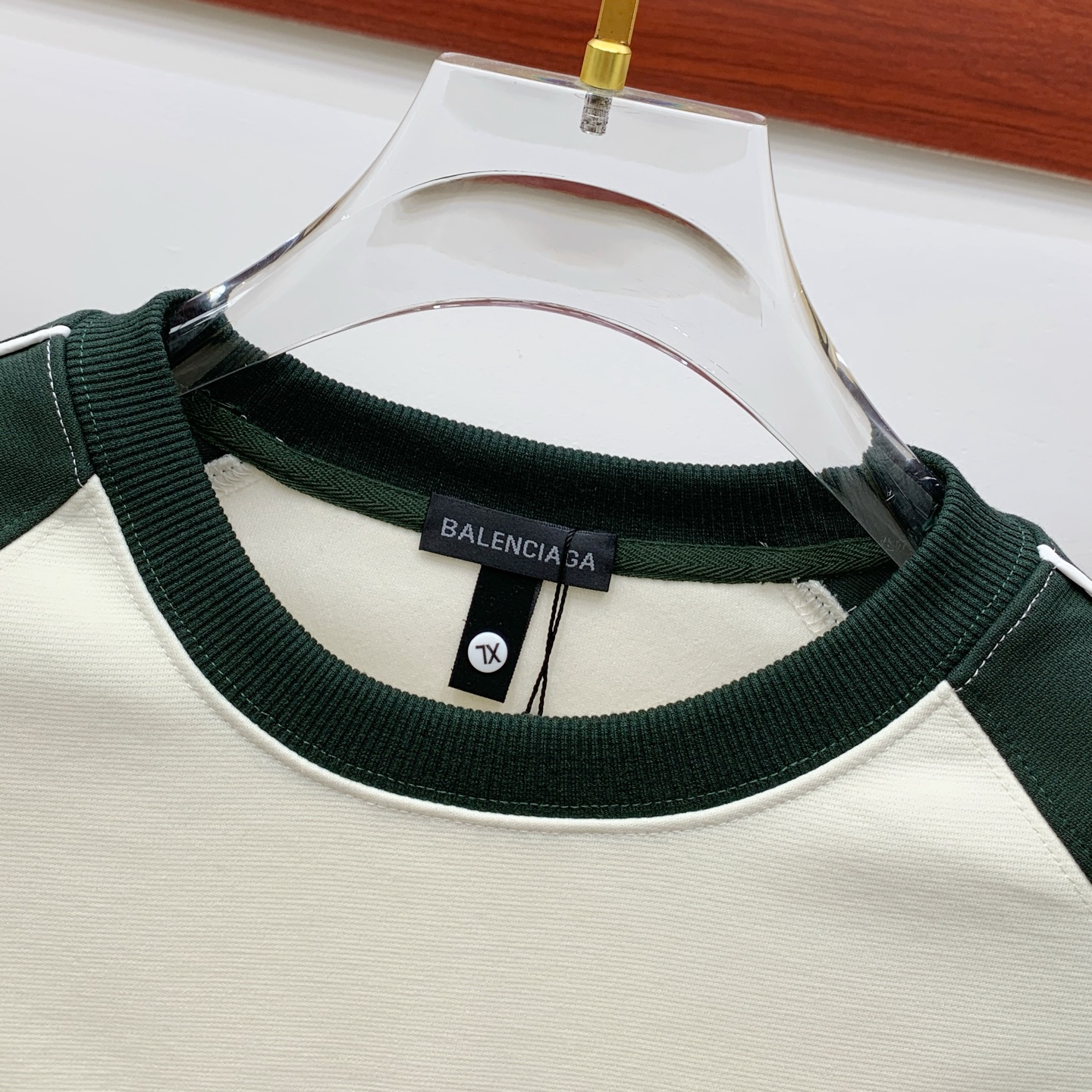 P巴黎世家25SS【新品】最新最顶级版本精美工艺圆领卫衣，最顶级的品质专柜原单套头衫，顶级制作工艺进口面