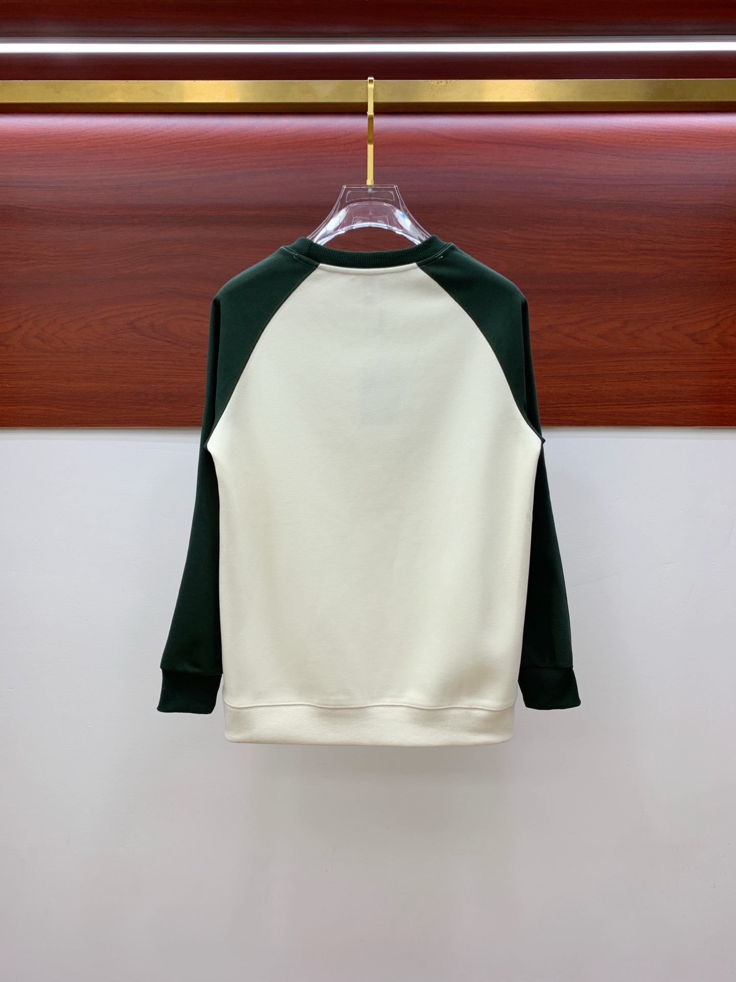 P巴黎世家25SS【新品】最新最顶级版本精美工艺圆领卫衣，最顶级的品质专柜原单套头衫，顶级制作工艺进口面