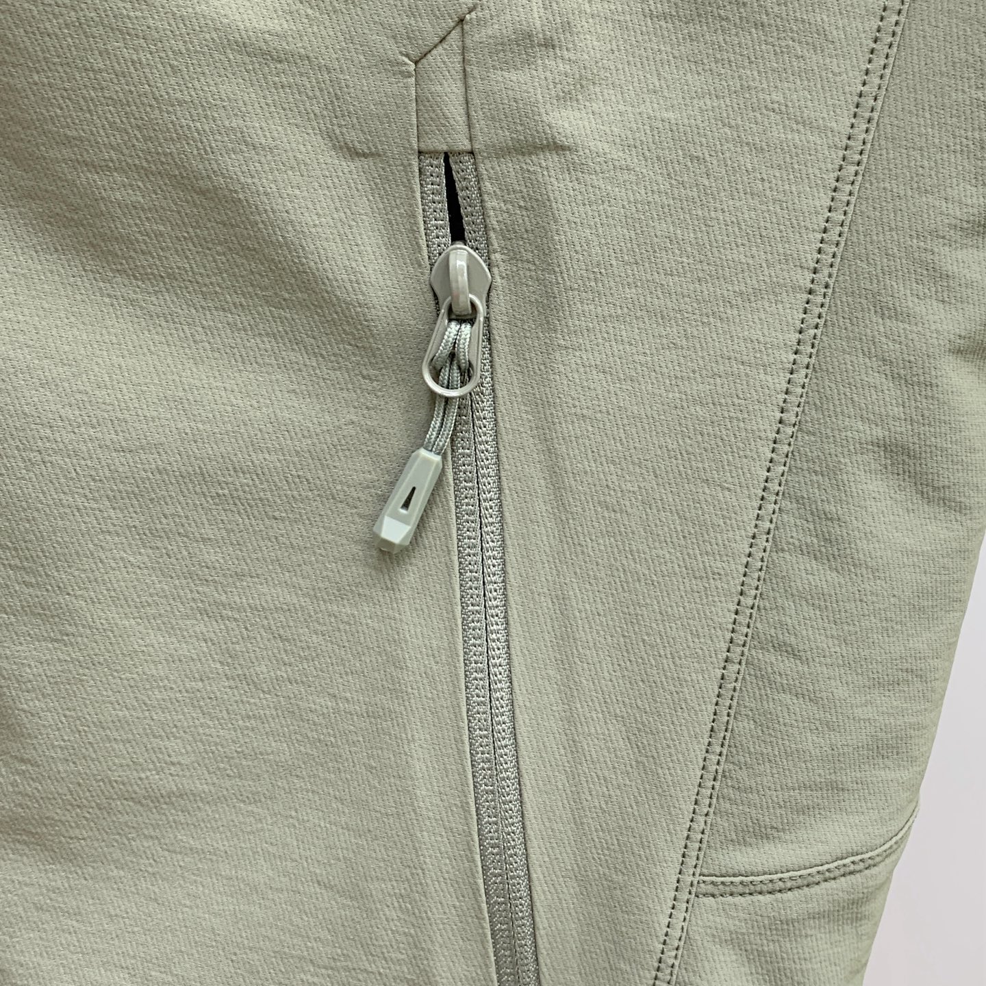 Palo 25ss早秋【新品】风衣夹克外套爆款 秋冬专柜新款休闲时尚夹克外套！超前卫设计风格 细腻舒适 