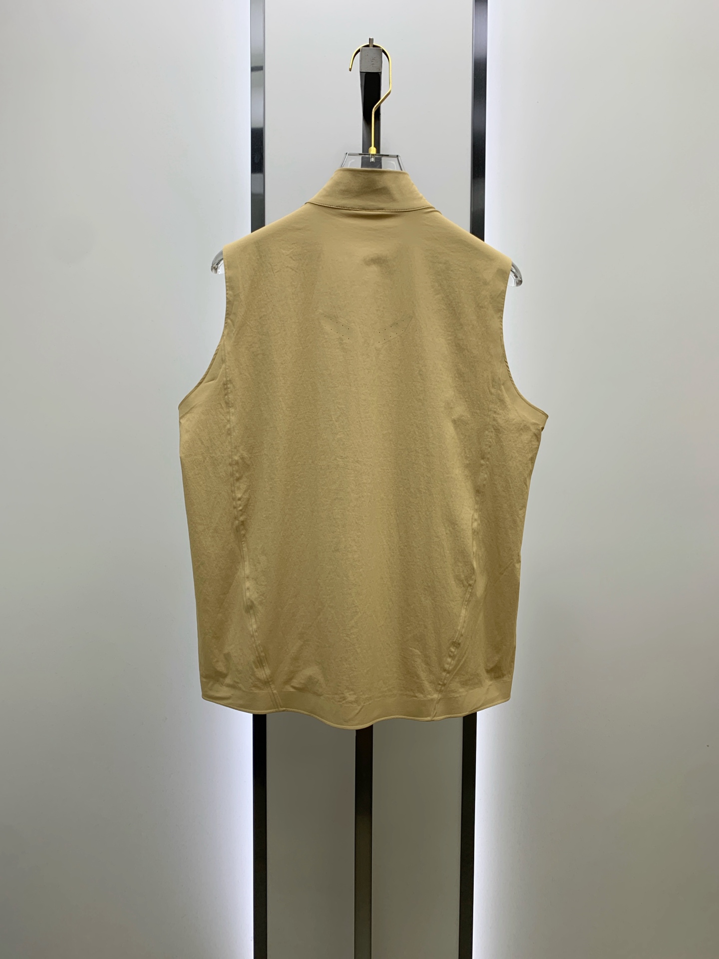 P始祖鸟25ss早秋【新品】双面马甲爆款 秋冬专柜新款休闲时尚夹克外套！超前卫设计风格 细腻舒适 穿着非