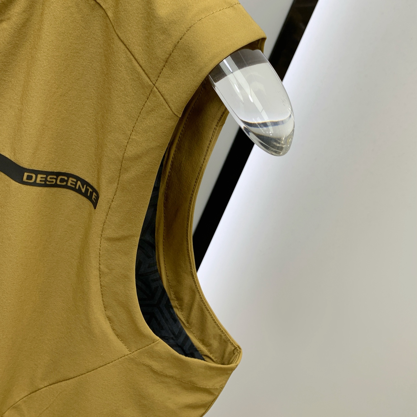 P迪桑特25ss早秋【新品】风衣夹克马甲爆款 秋冬专柜新款休闲时尚夹克外套！超前卫设计风格 细腻舒适 穿