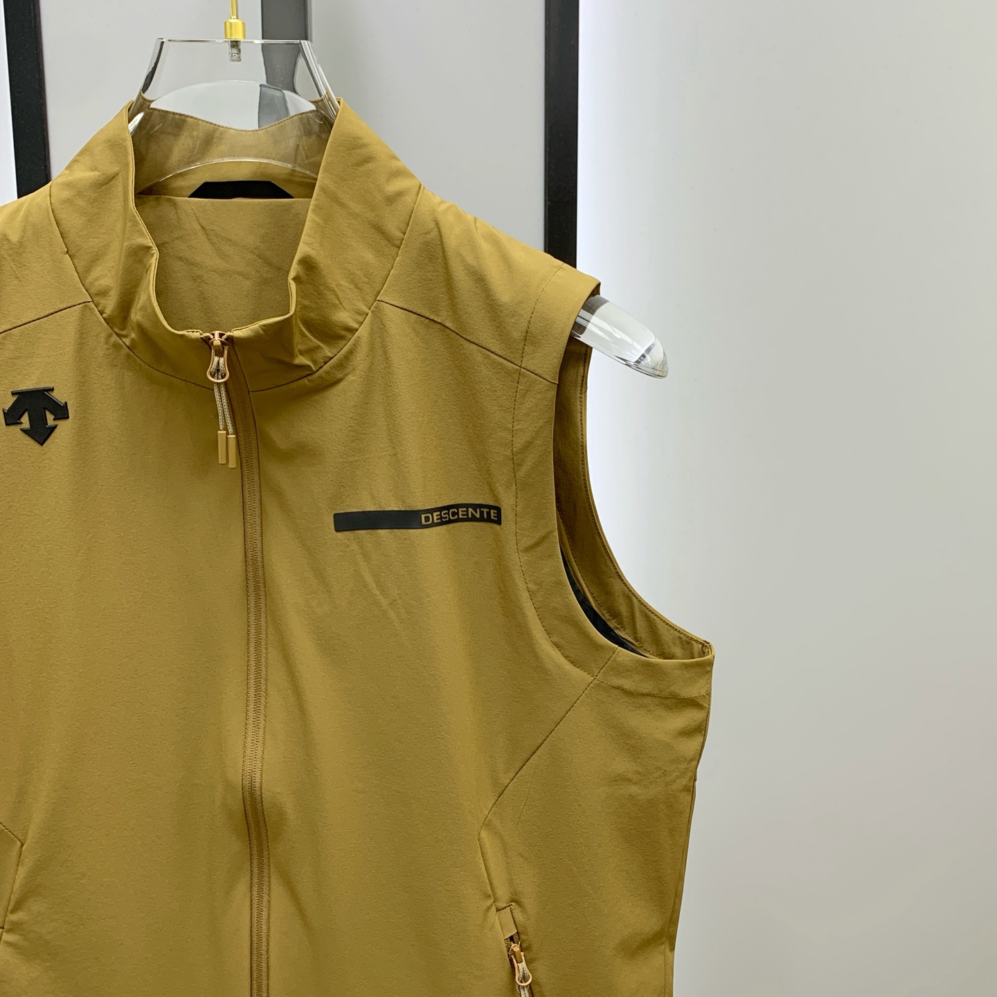 P迪桑特25ss早秋【新品】风衣夹克马甲爆款 秋冬专柜新款休闲时尚夹克外套！超前卫设计风格 细腻舒适 穿