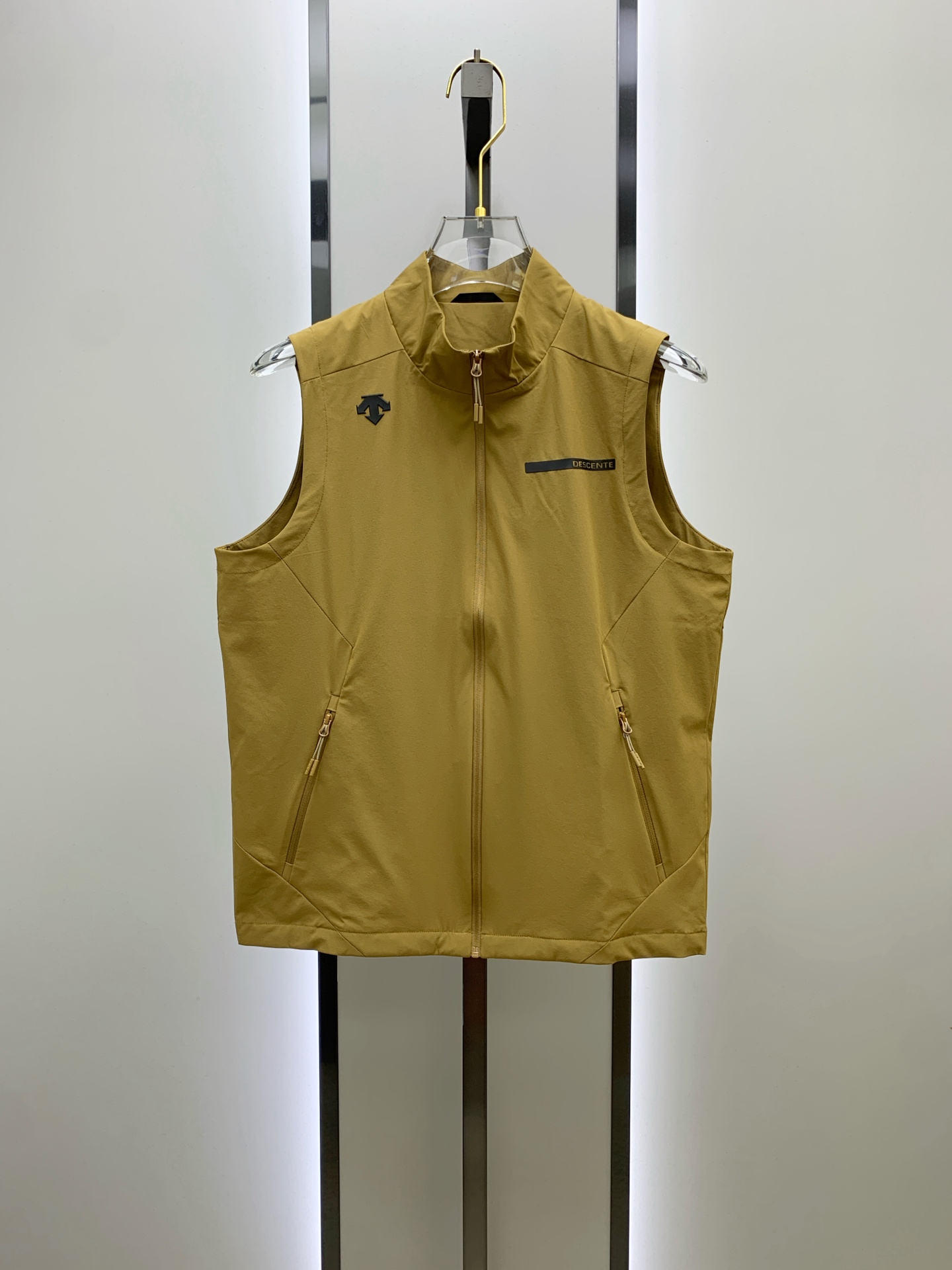 P迪桑特25ss早秋【新品】风衣夹克马甲爆款 秋冬专柜新款休闲时尚夹克外套！超前卫设计风格 细腻舒适 穿