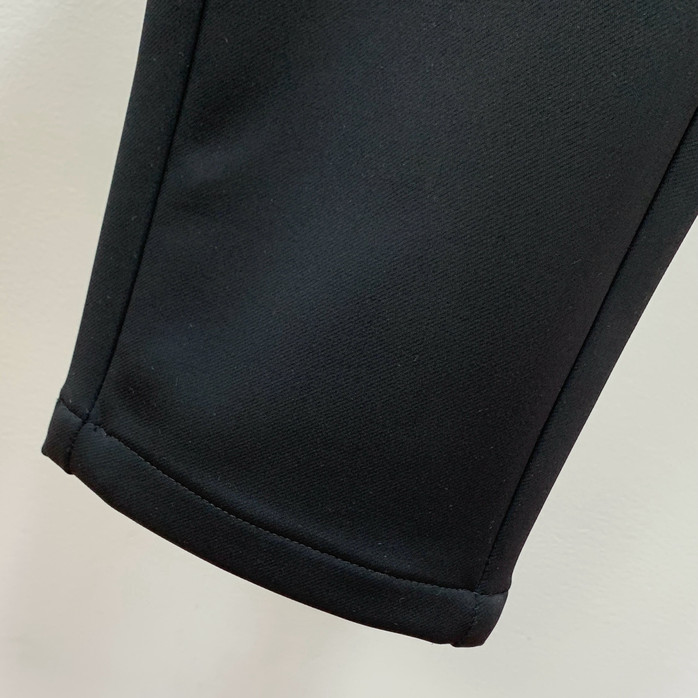 迪奥💥独家专供新款休闲裤 高端版本！专柜定制面料 舒适度高，细节无可挑剔，品牌元素设计理念，体现高品质。