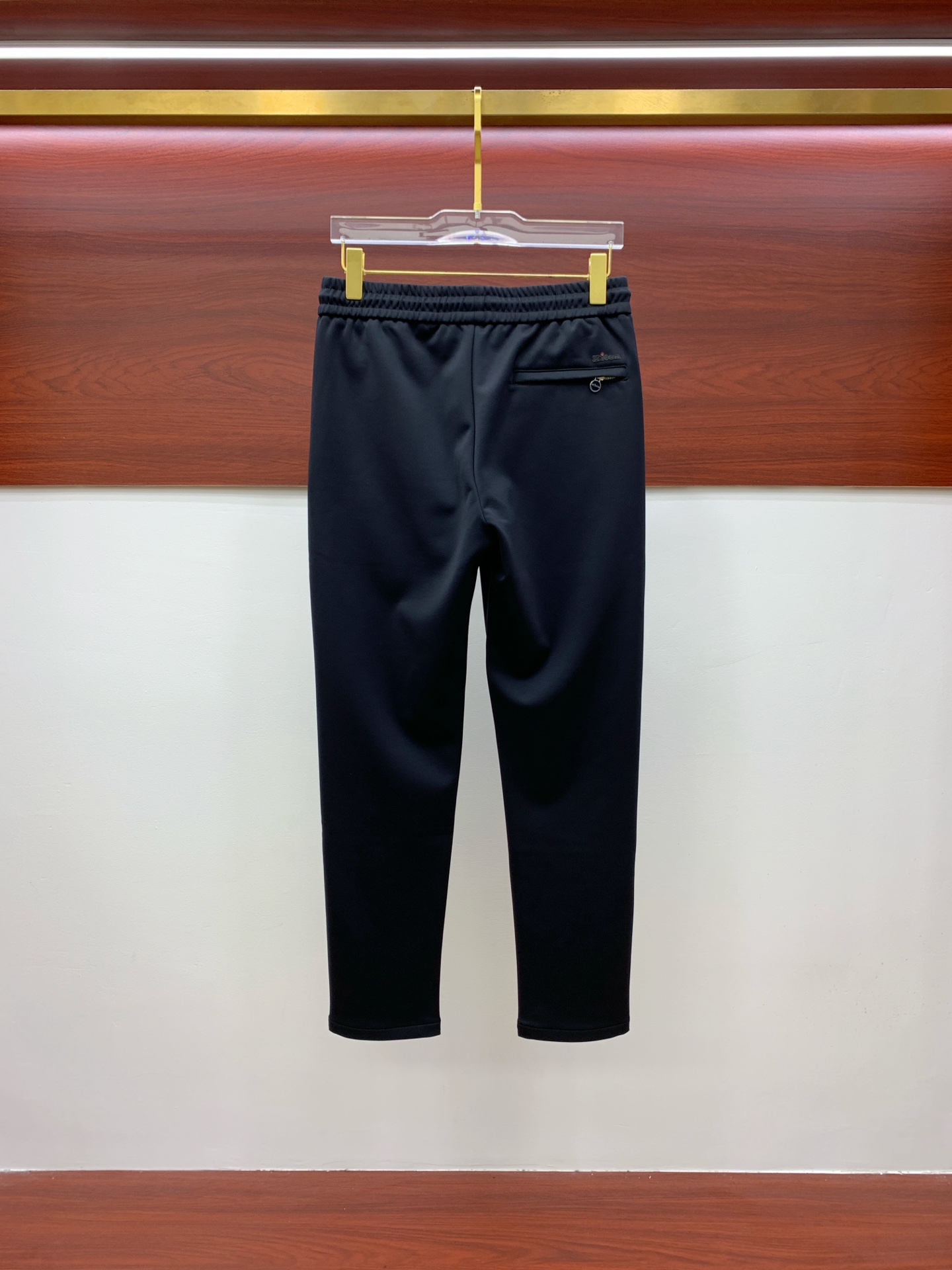 kiton💥独家专供新款休闲裤 高端版本！专柜定制面料 舒适度高，细节无可挑剔，品牌元素设计理念，体现高