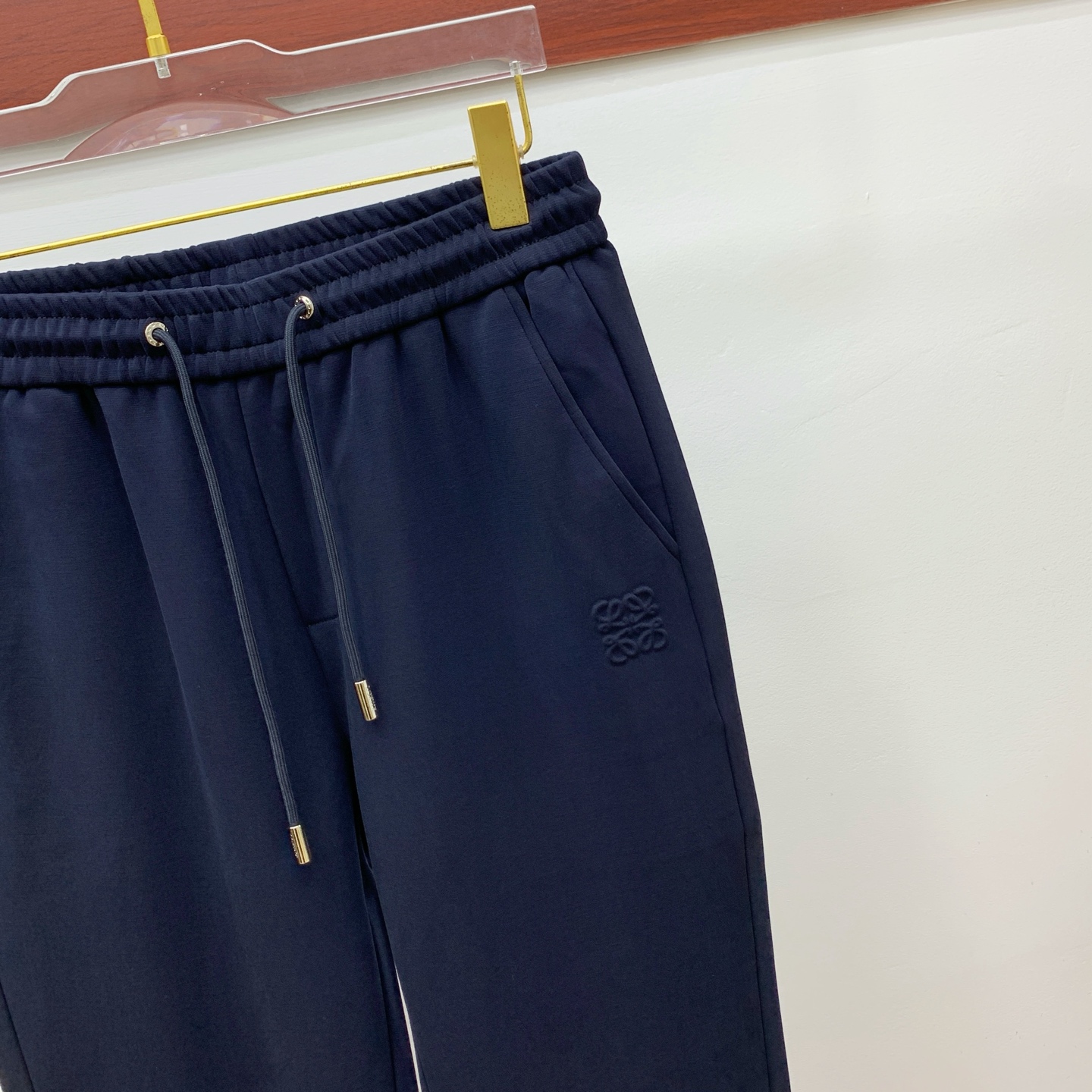 罗意威💥独家专供新款休闲裤 高端版本！专柜定制面料 舒适度高，细节无可挑剔，品牌元素设计理念，体现高品质