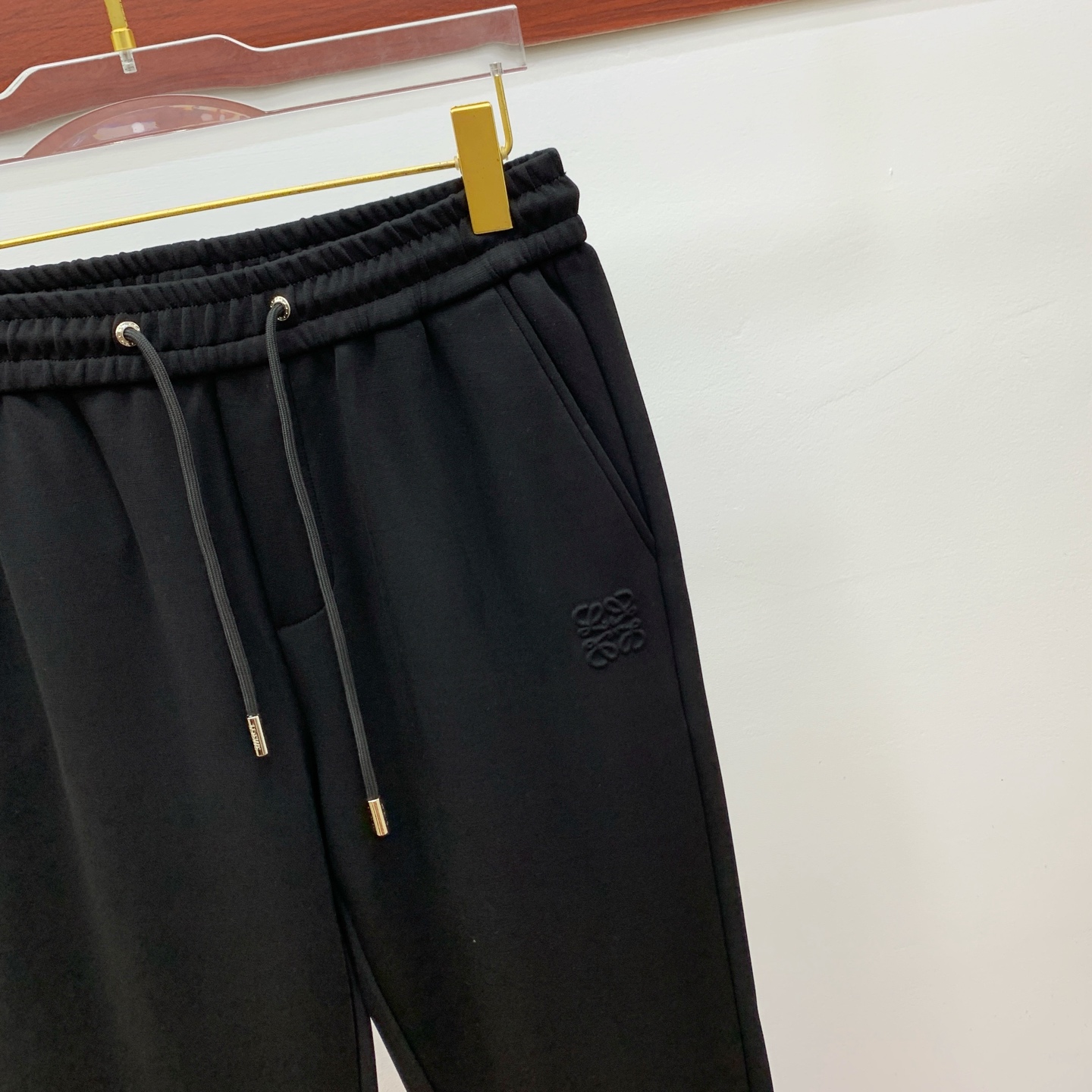 罗意威💥独家专供新款休闲裤 高端版本！专柜定制面料 舒适度高，细节无可挑剔，品牌元素设计理念，体现高品质