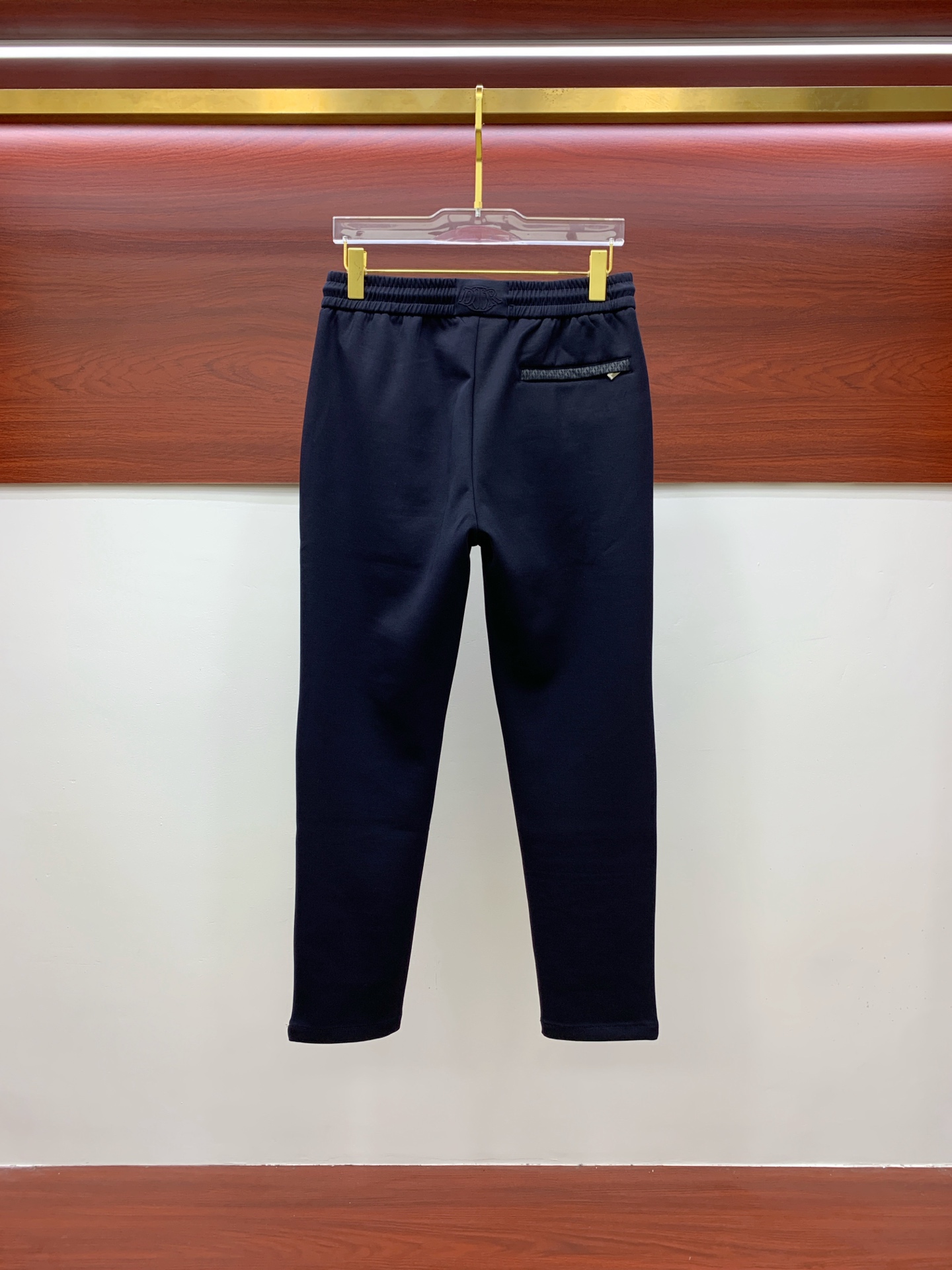 迪奥💥独家专供新款休闲裤 高端版本！专柜定制面料 舒适度高，细节无可挑剔，品牌元素设计理念，体现高品质。