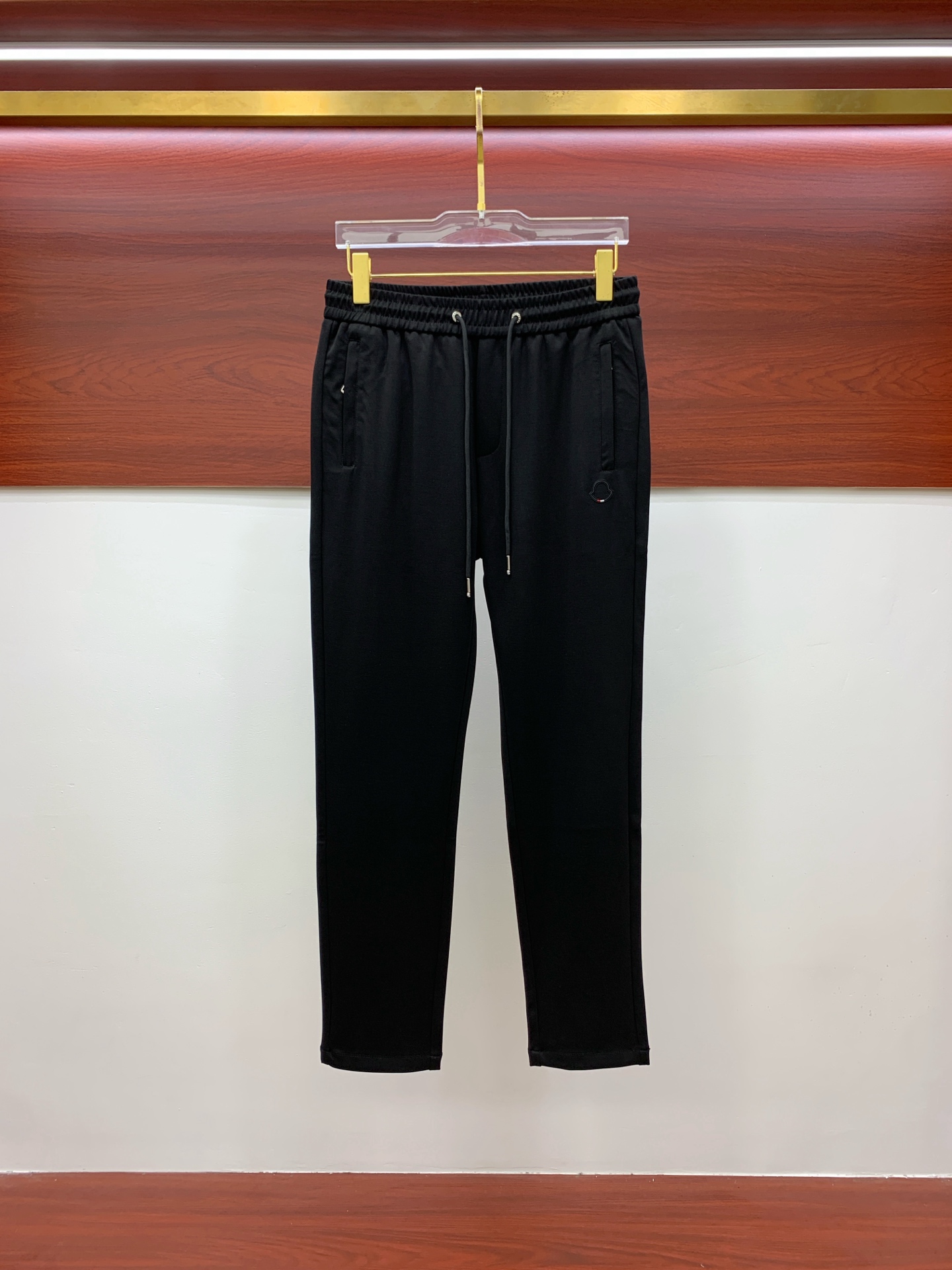 蒙口 💥独家专供新款休闲裤 高端版本！专柜定制面料 舒适度高，细节无可挑剔，品牌元素设计理念，体现高品质