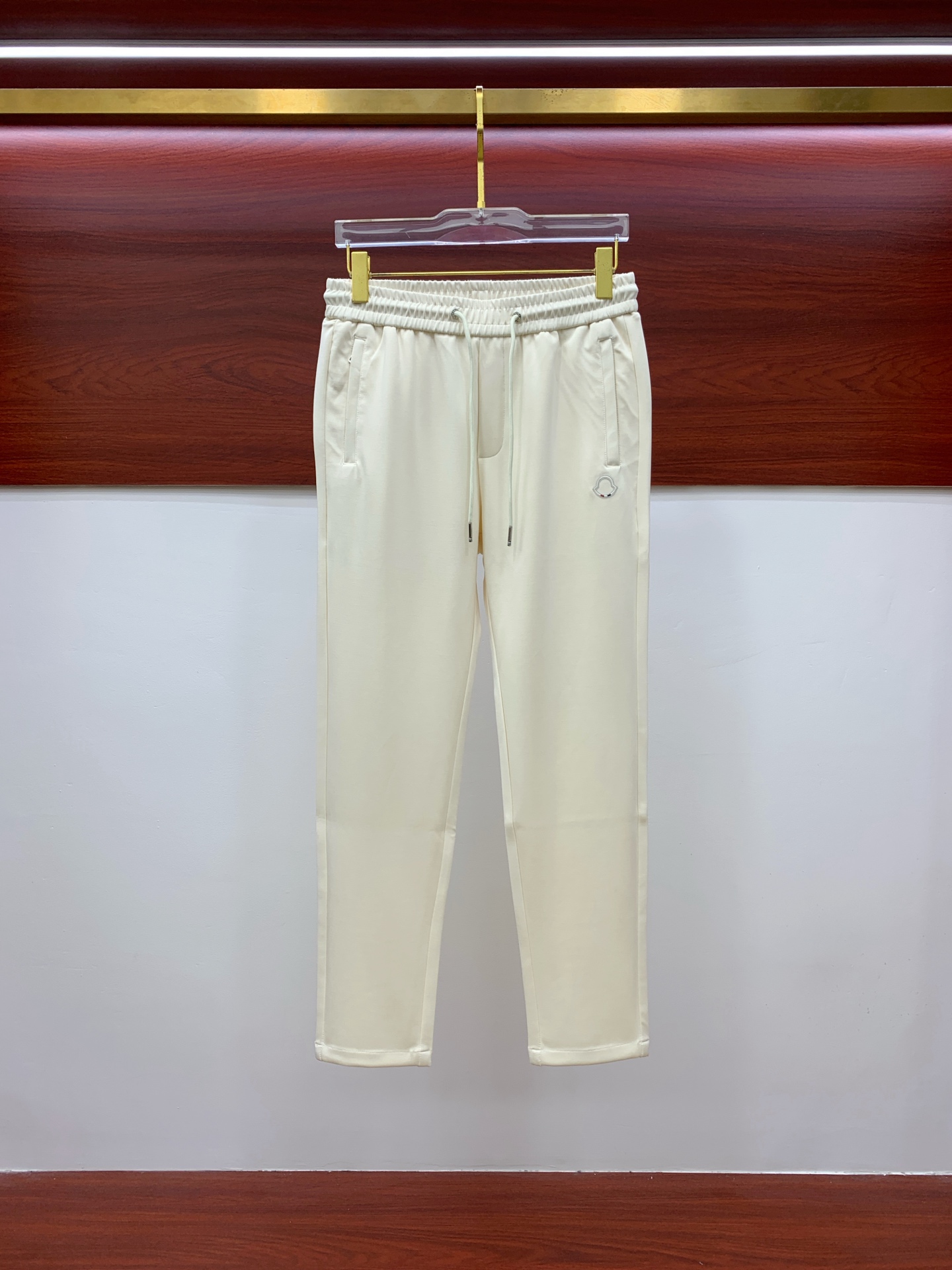 蒙口 💥独家专供新款休闲裤 高端版本！专柜定制面料 舒适度高，细节无可挑剔，品牌元素设计理念，体现高品质