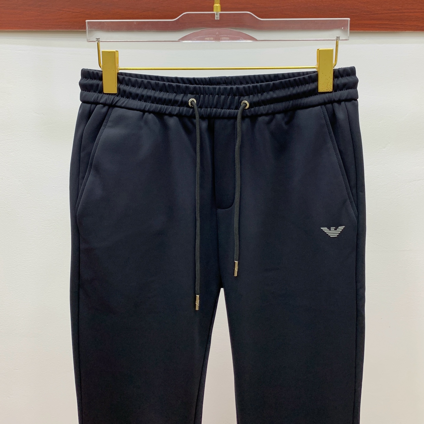 阿玛尼 💥独家专供新款休闲裤 高端版本！专柜定制面料 舒适度高，细节无可挑剔，品牌元素设计理念，体现高品