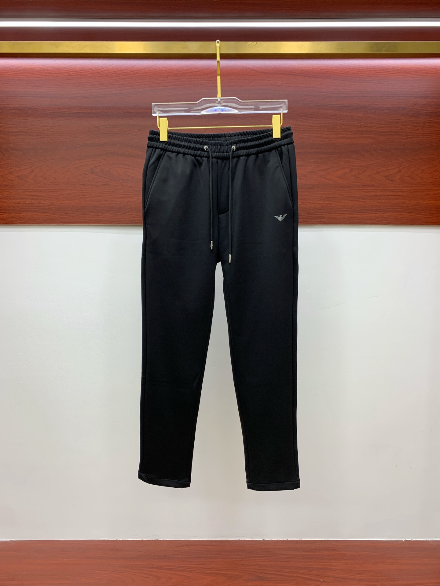 阿玛尼💥独家专供新款休闲裤 高端版本！专柜定制面料 舒适度高，细节无可挑剔，品牌元素设计理念，体现高品质