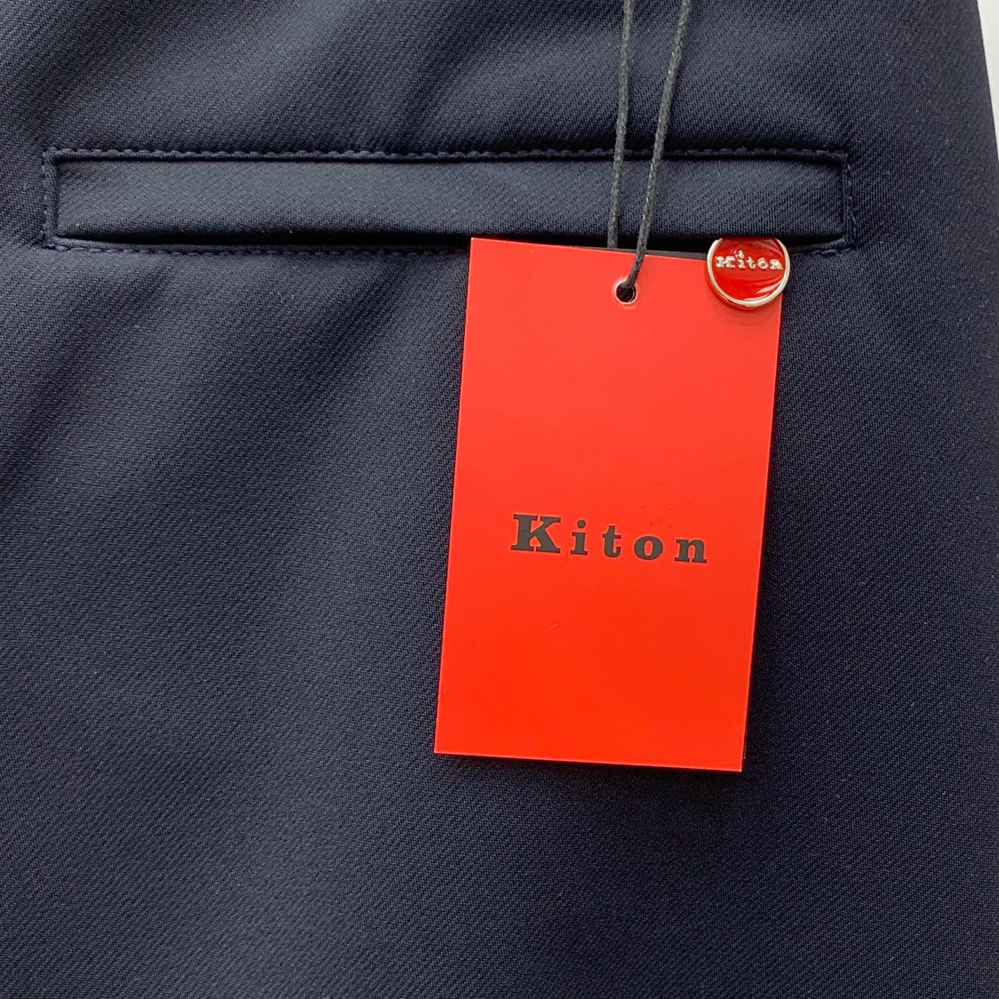 kiton 💥独家专供新款休闲裤 高端版本！专柜定制面料 舒适度高，细节无可挑剔，品牌元素设计理念，体现