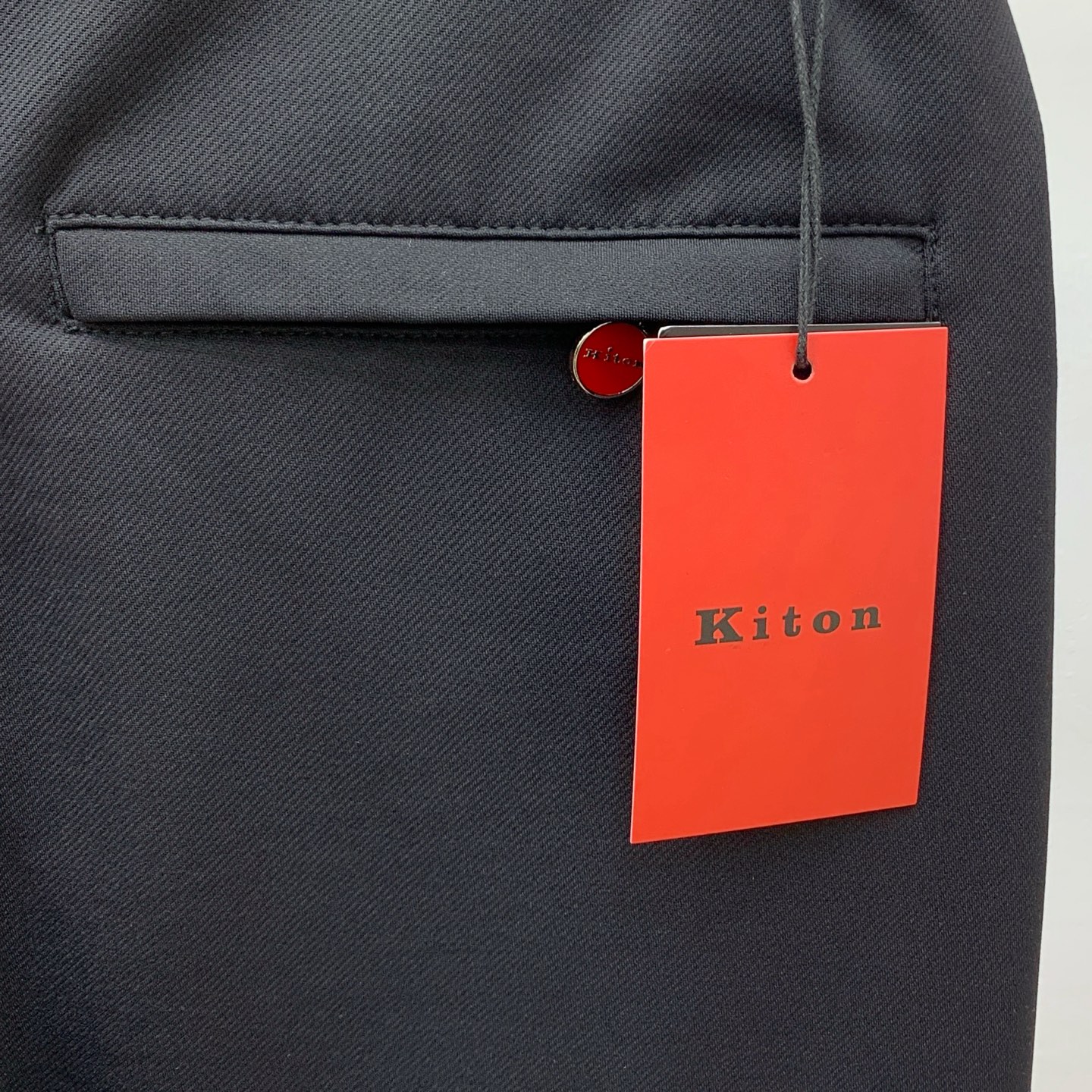 kiton 💥独家专供新款休闲裤 高端版本！专柜定制面料 舒适度高，细节无可挑剔，品牌元素设计理念，体现