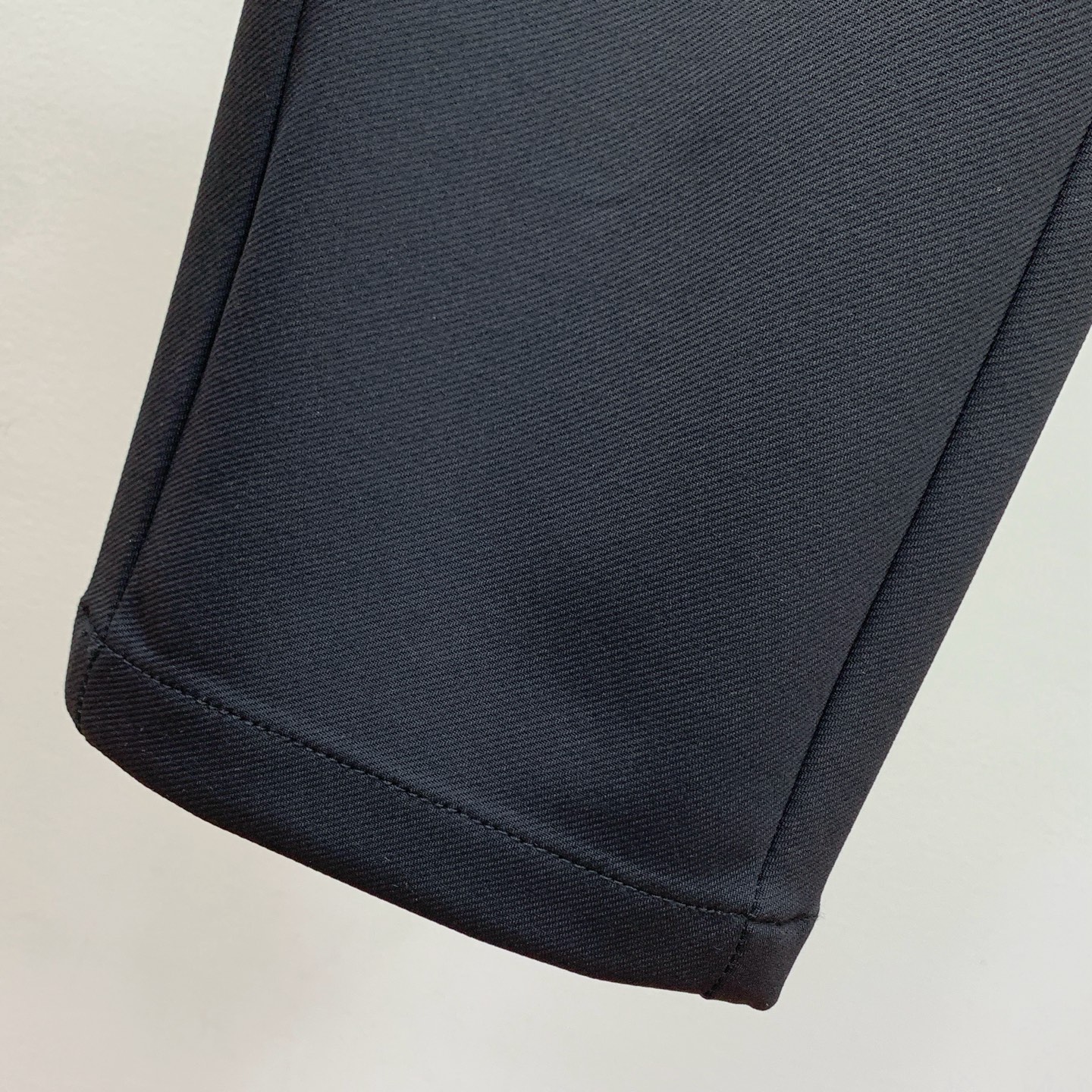 kiton 💥独家专供新款休闲裤 高端版本！专柜定制面料 舒适度高，细节无可挑剔，品牌元素设计理念，体现