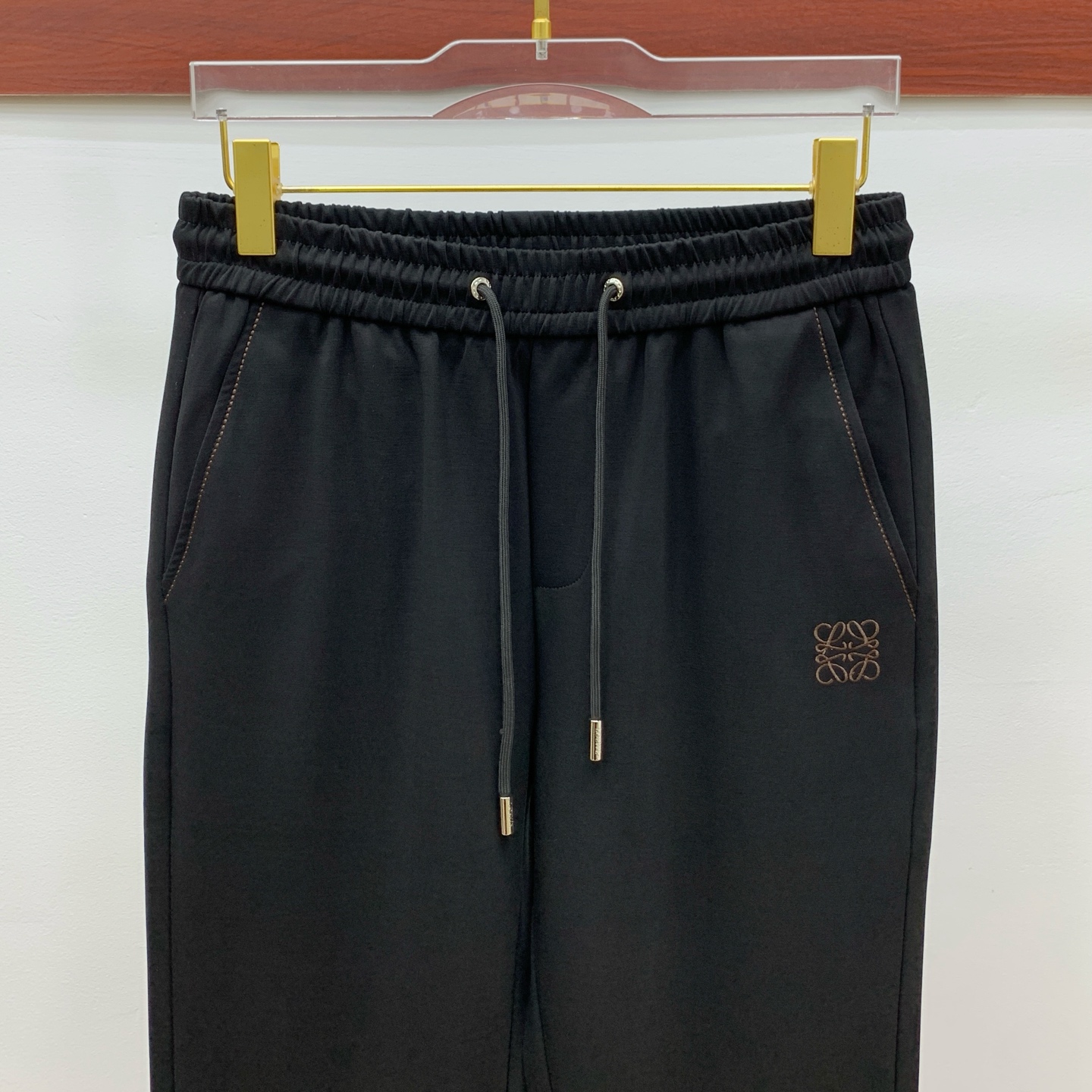 罗意威 💥独家专供新款休闲裤 高端版本！专柜定制面料 舒适度高，细节无可挑剔，品牌元素设计理念，体现高品