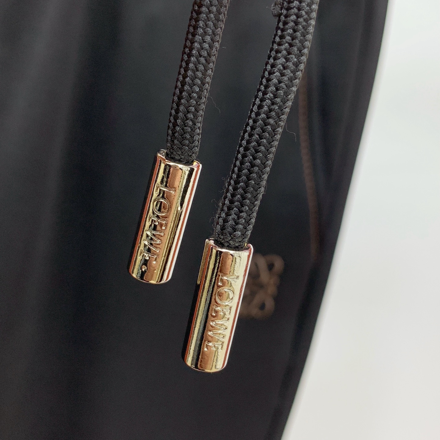 罗意威 💥独家专供新款休闲裤 高端版本！专柜定制面料 舒适度高，细节无可挑剔，品牌元素设计理念，体现高品