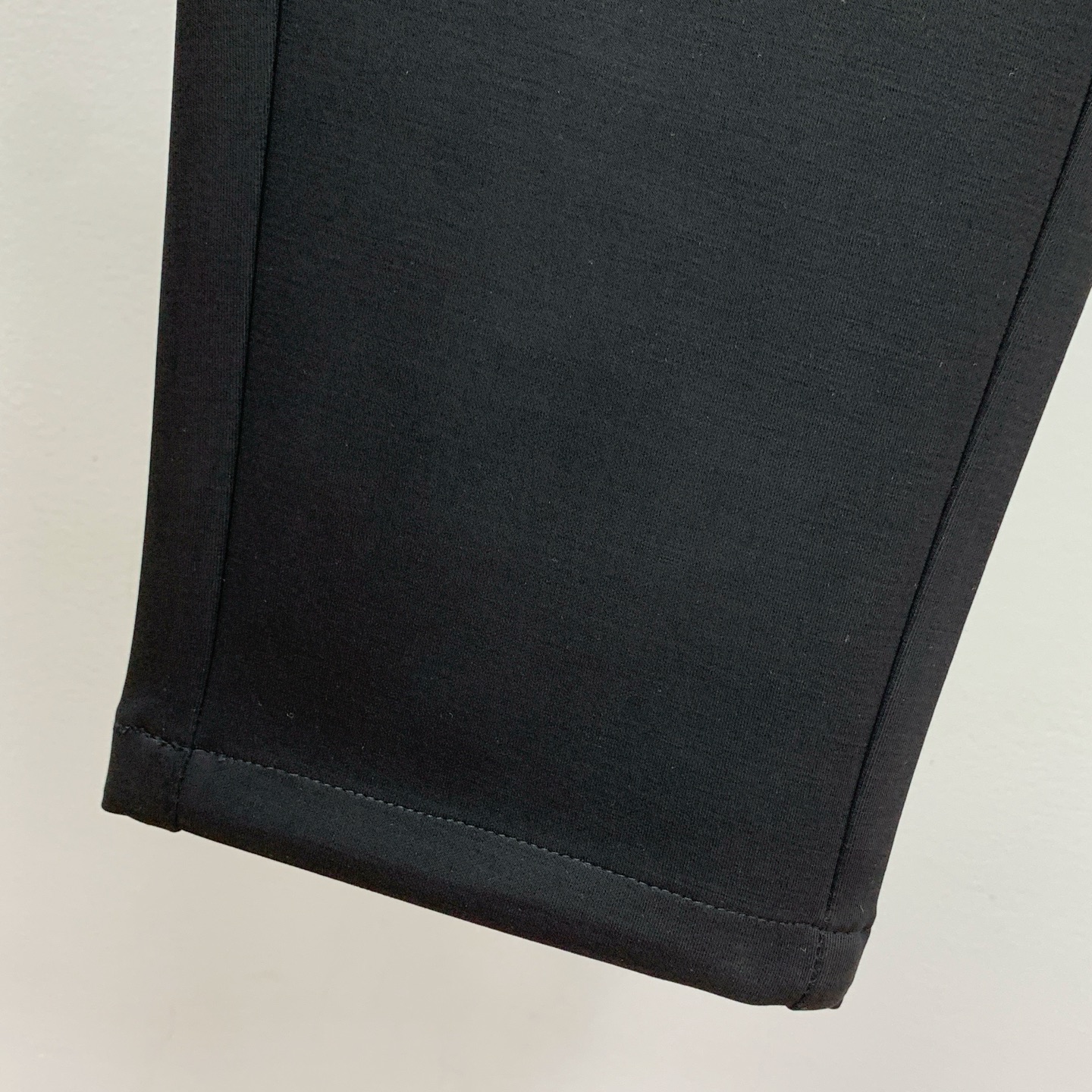 罗意威 💥独家专供新款休闲裤 高端版本！专柜定制面料 舒适度高，细节无可挑剔，品牌元素设计理念，体现高品