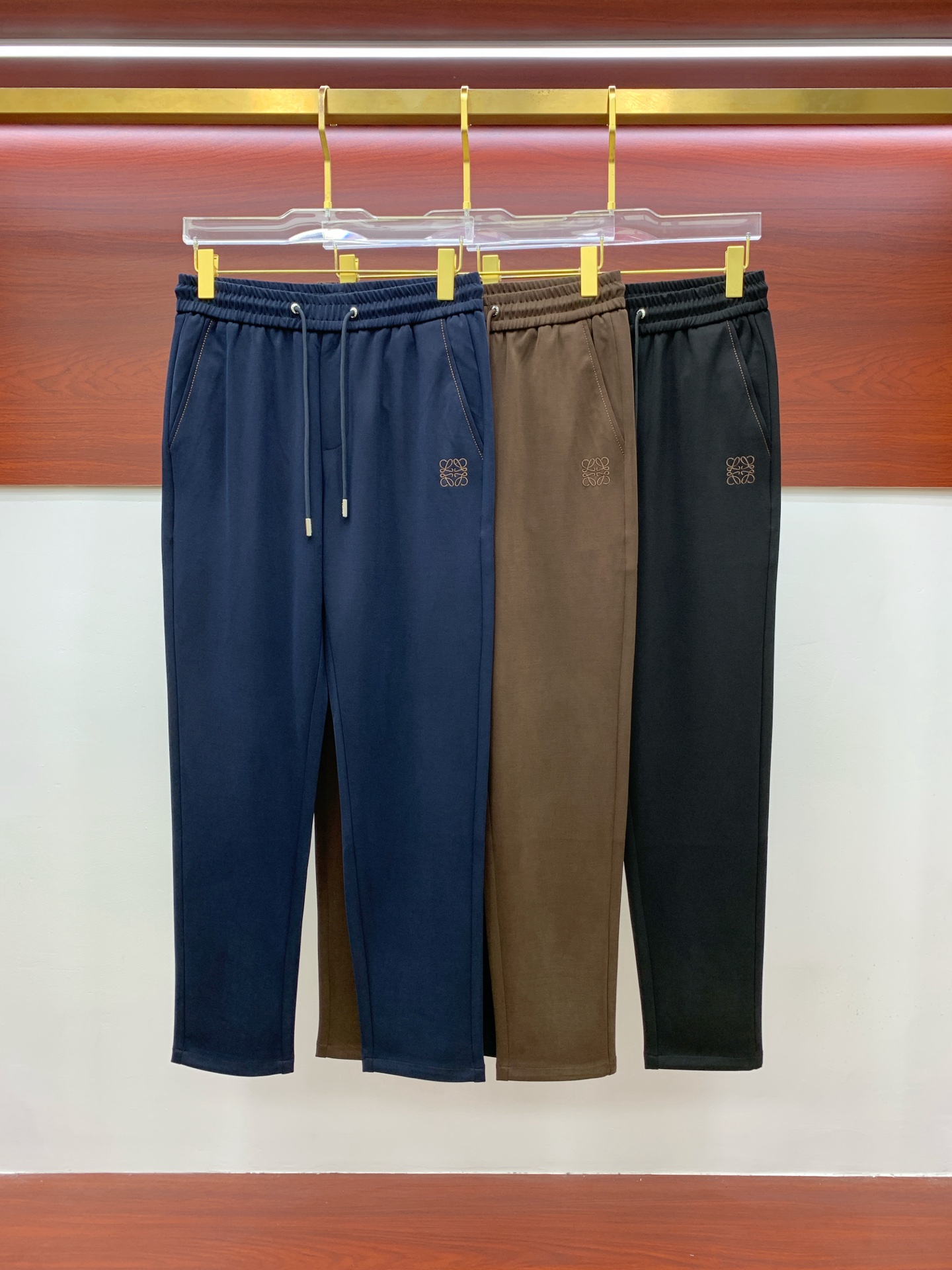 罗意威 💥独家专供新款休闲裤 高端版本！专柜定制面料 舒适度高，细节无可挑剔，品牌元素设计理念，体现高品