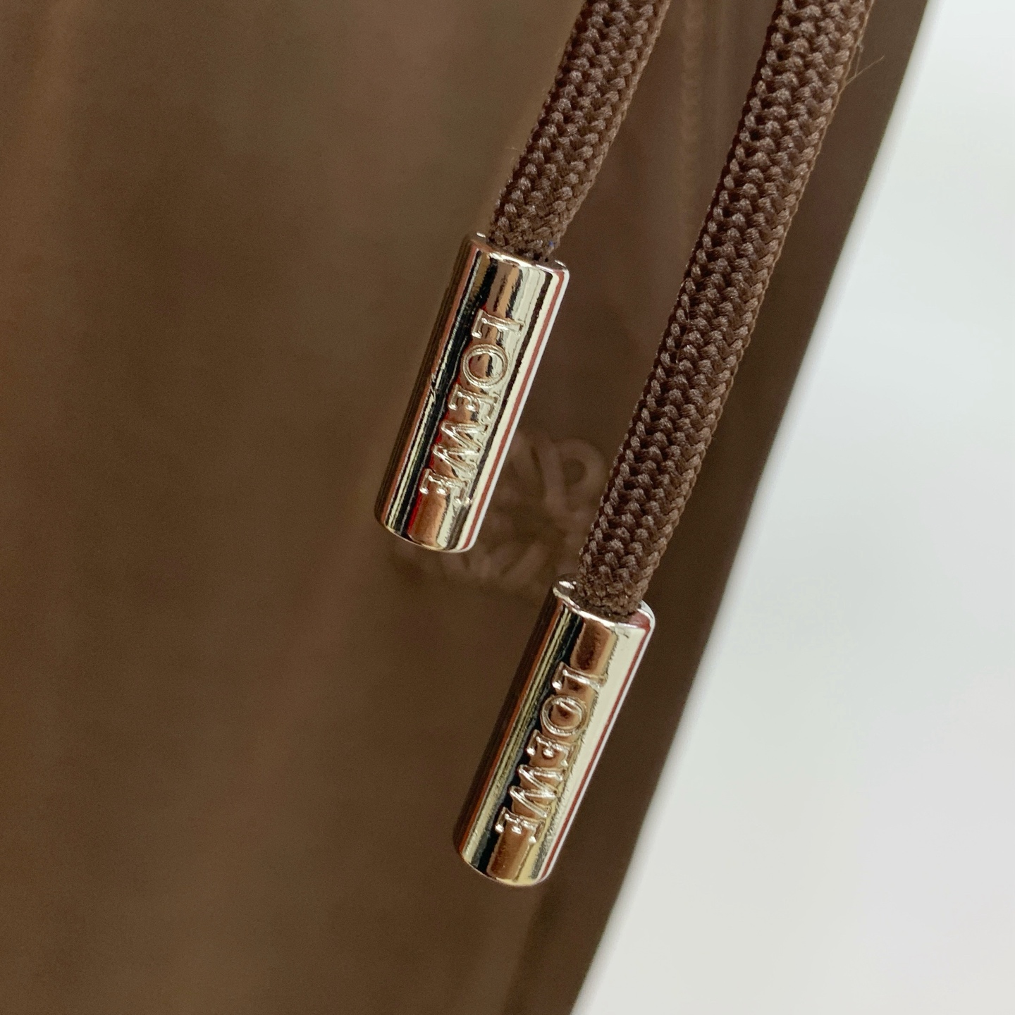 罗意威 💥独家专供新款休闲裤 高端版本！专柜定制面料 舒适度高，细节无可挑剔，品牌元素设计理念，体现高品