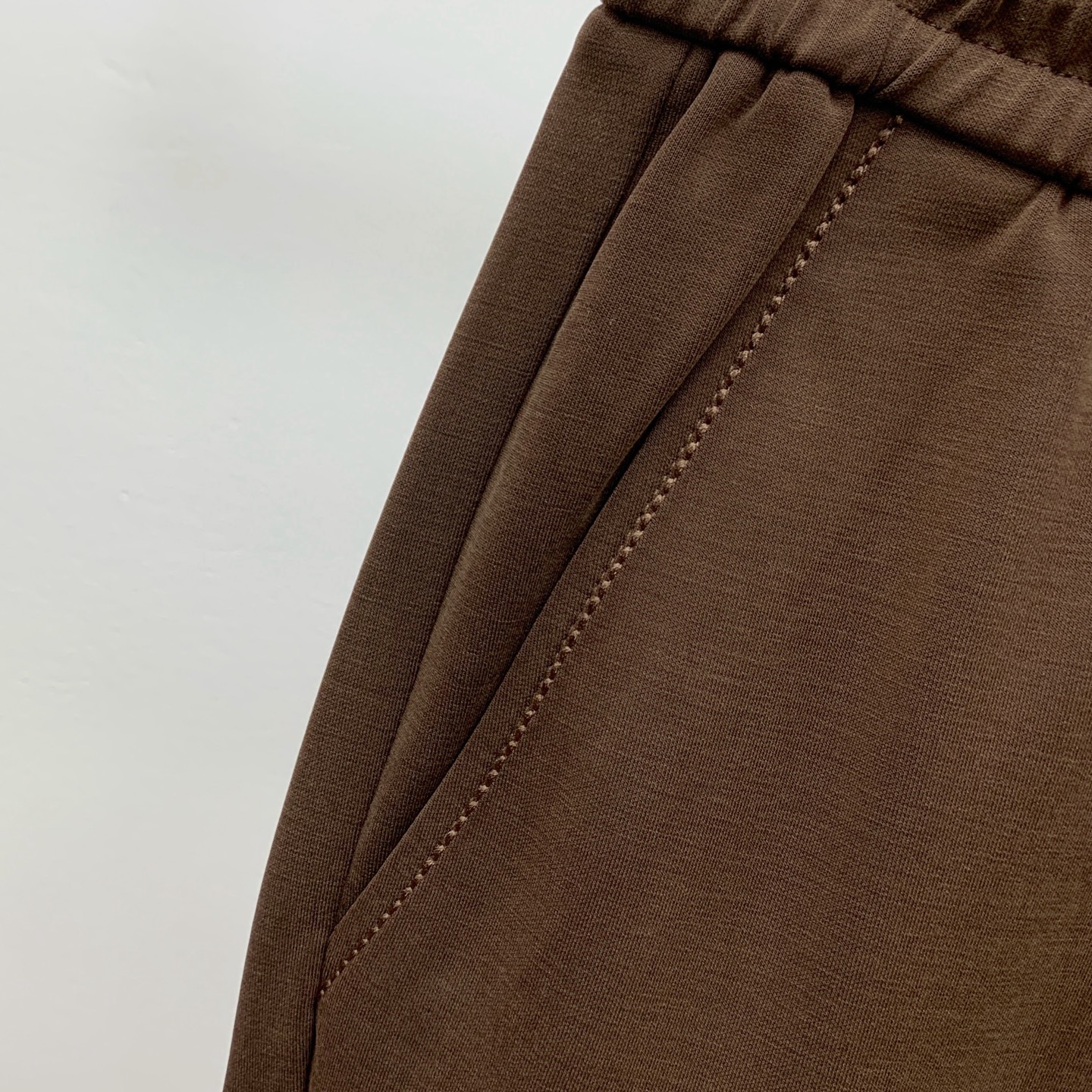 罗意威 💥独家专供新款休闲裤 高端版本！专柜定制面料 舒适度高，细节无可挑剔，品牌元素设计理念，体现高品