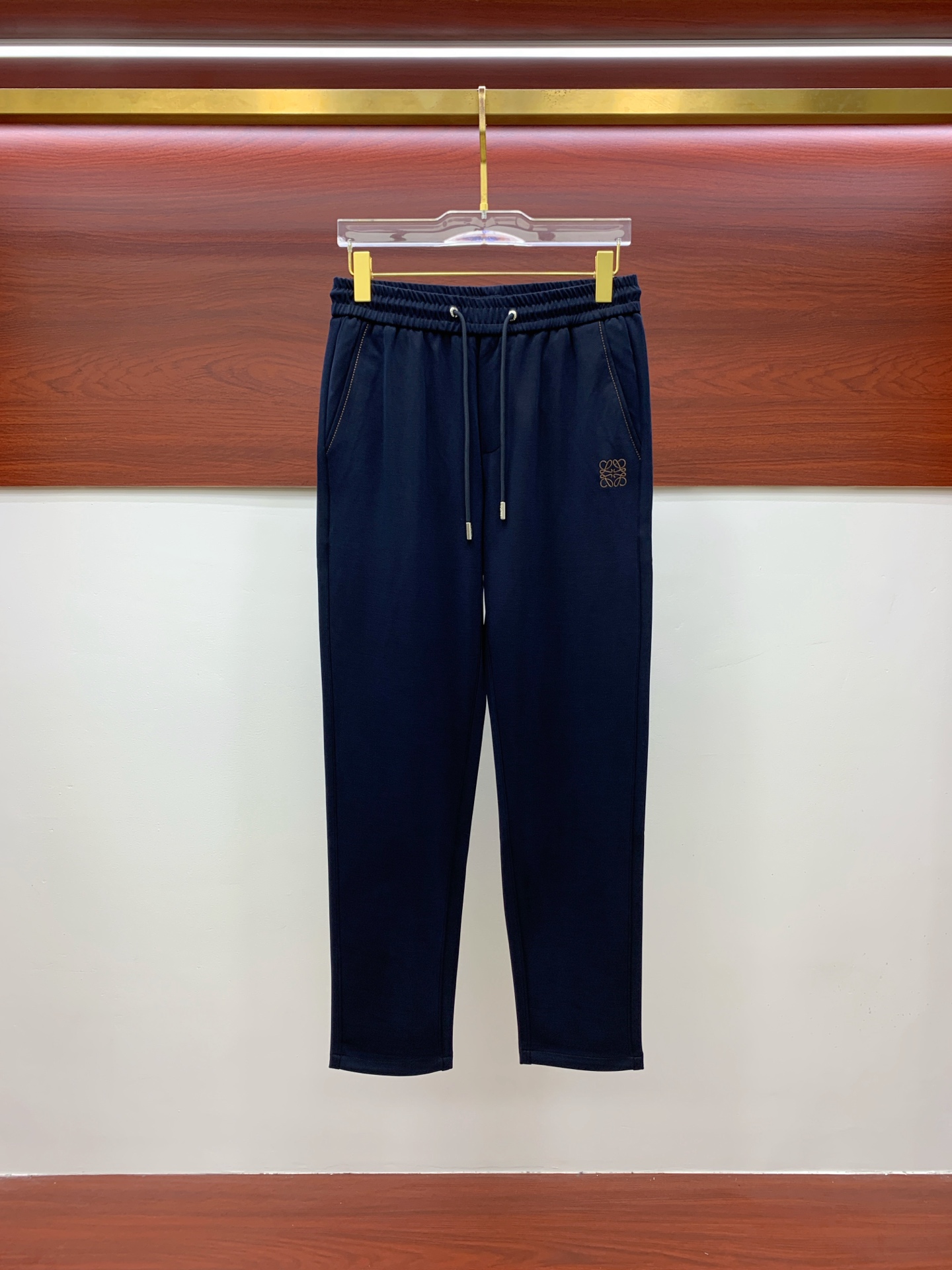 罗意威 💥独家专供新款休闲裤 高端版本！专柜定制面料 舒适度高，细节无可挑剔，品牌元素设计理念，体现高品