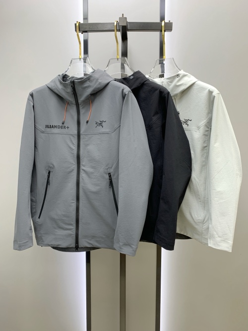 Arc'teryx Windbreaker Jacket, Lightweight & Wrinkle-Resistant, Early Autumn Style 1 Arc'teryx Windbreaker Jacket, Lightweight & Wrinkle-Resistant, Early Autumn Style
