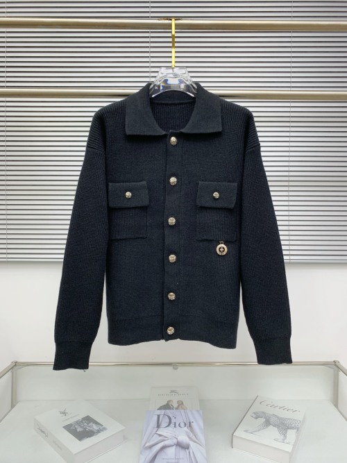Elegant Wool Blend Knit Cardigan - Timeless Style and Supreme Comfort 11 Elegant Wool Blend Knit Cardigan - Timeless Style and Supreme Comfort