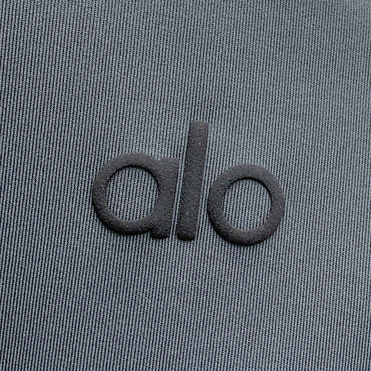 Alo Yoga Men's Half-Zip Pullover - Lightweight & Comfortable Sportswear 7 i1759997270596 5658 0 5