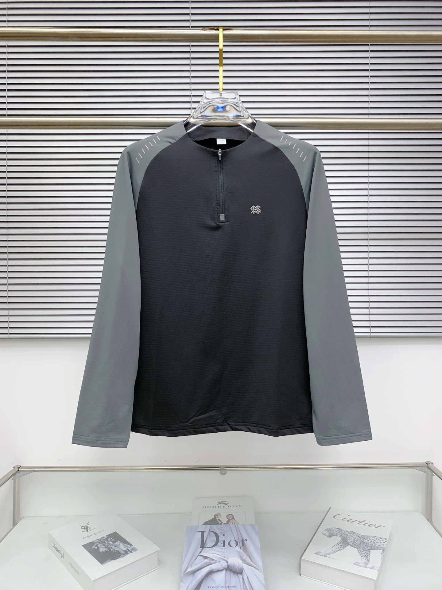KOLON Men's 25SS Fall Long Sleeve Pullover Sweatshirt 2 i1759997503071 2516 0 0