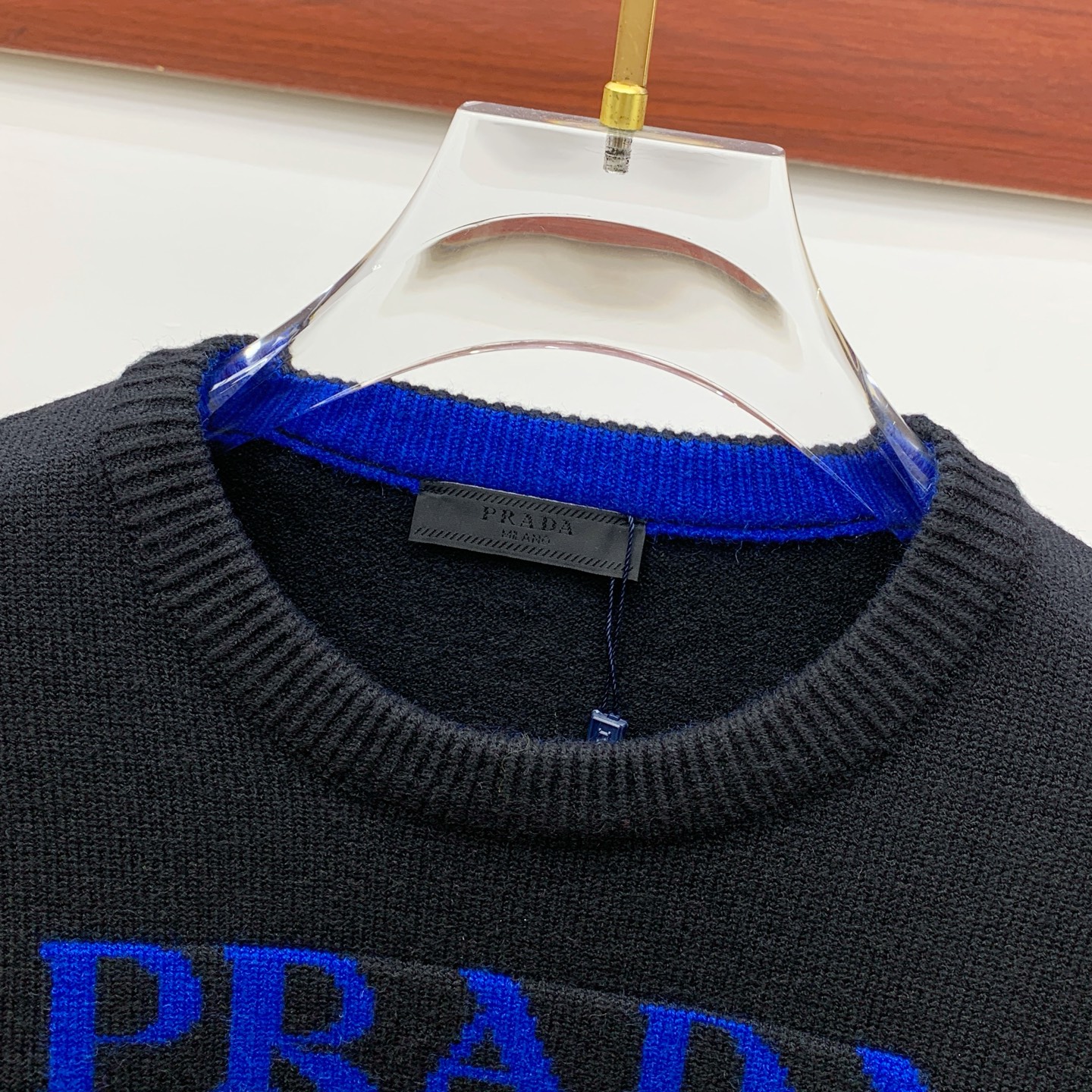 P普拉达25ss秋冬【新品】毛衣专供狠货，进口原版科技羊毛精纺！精细针织一体，色彩混织纯手工技艺呈现 档