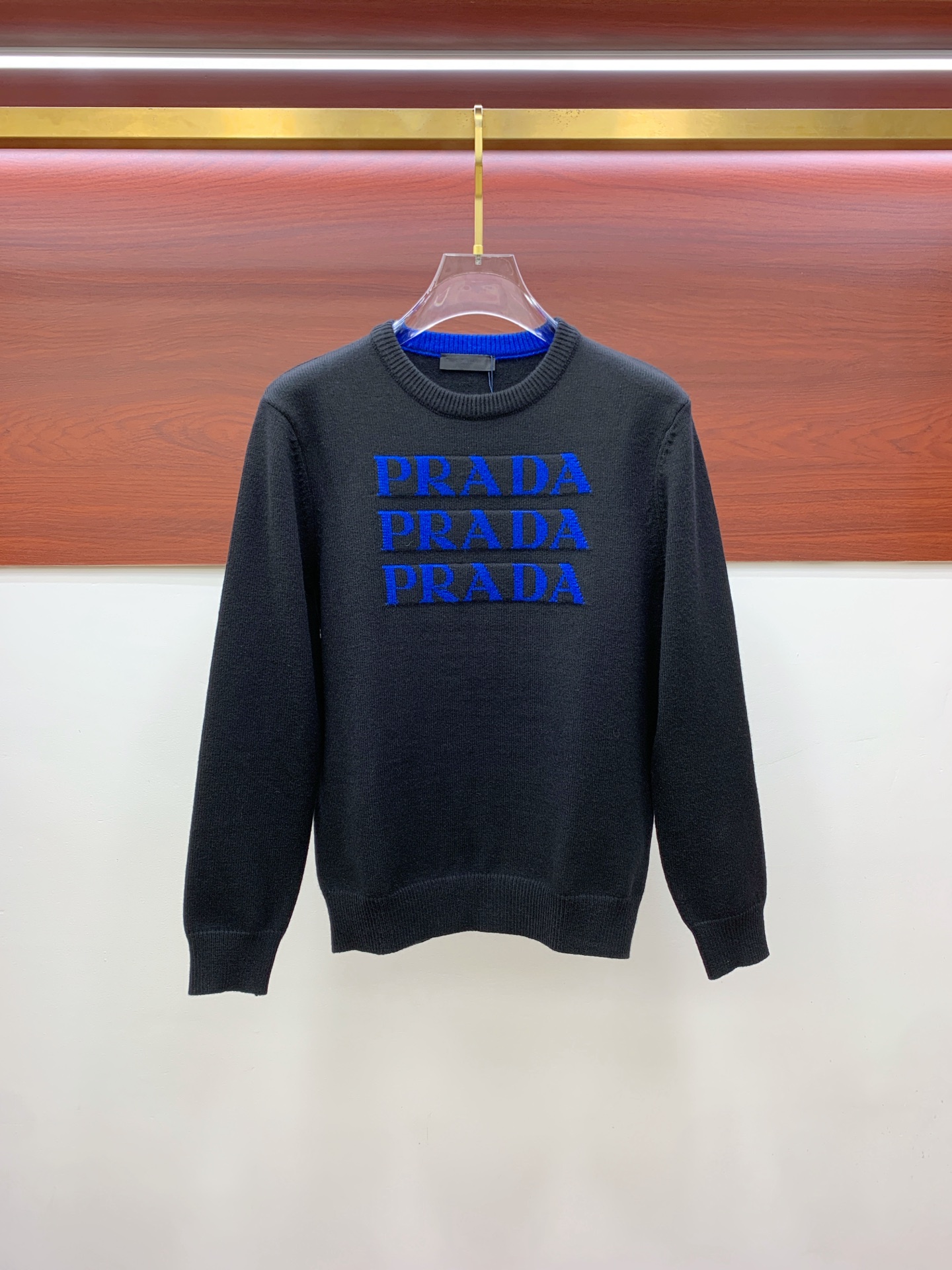 P普拉达25ss秋冬【新品】毛衣专供狠货，进口原版科技羊毛精纺！精细针织一体，色彩混织纯手工技艺呈现 档