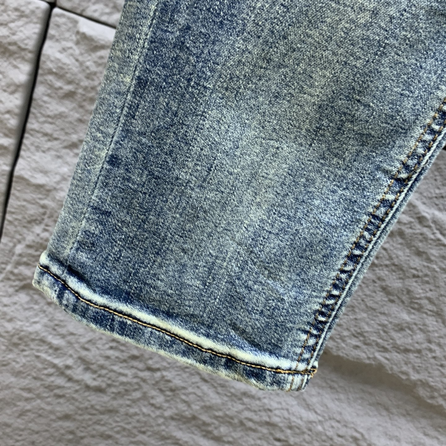 Gucci Men's 25SS Jeans - High-End Denim, Slim Fit, Comfortable & Stylish 8 i1760366611551 2513 0 5