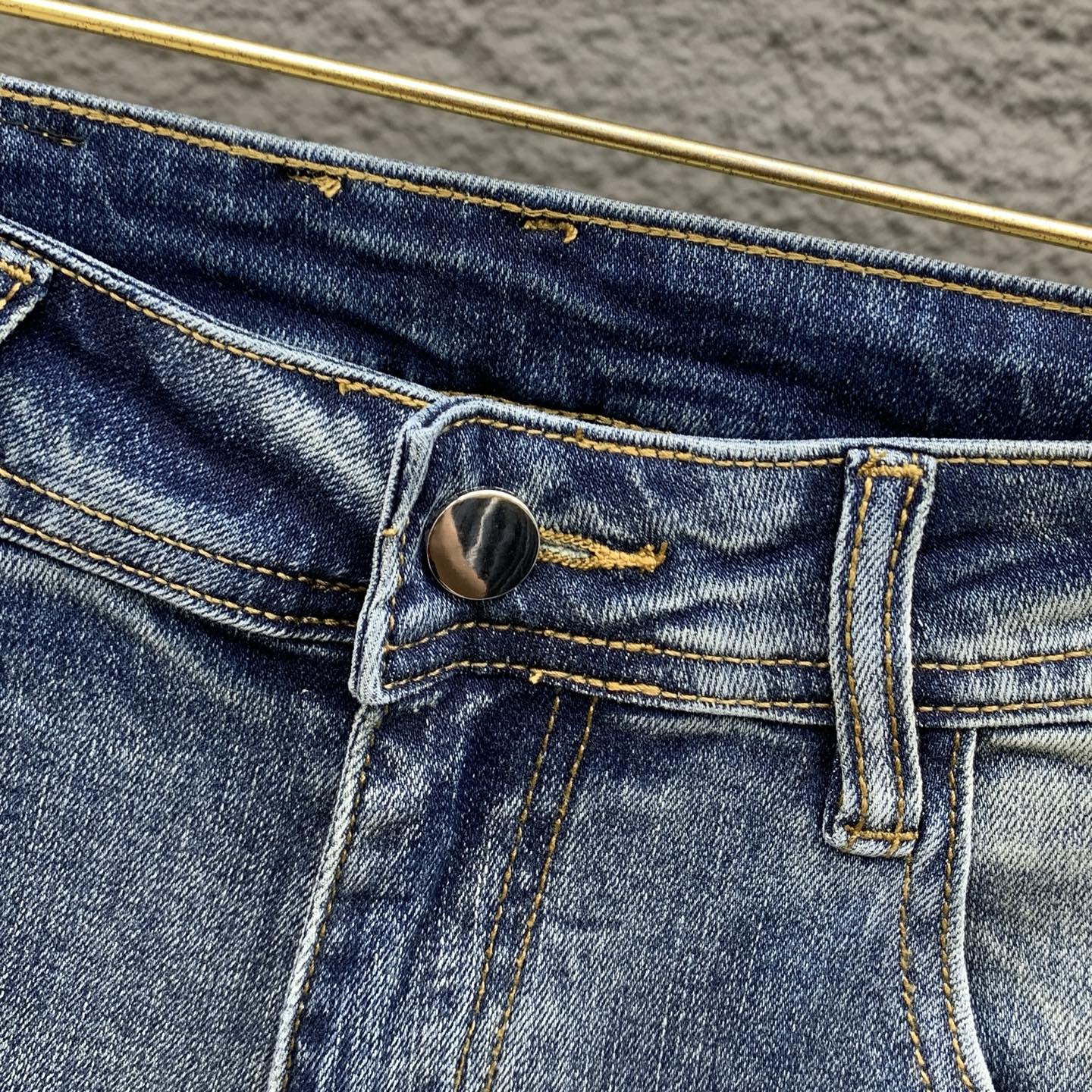 Louis Vuitton 25SS Men's Denim Jeans - Slim Fit, Stretch Fabric 6 i1760366994718 9787 0 3