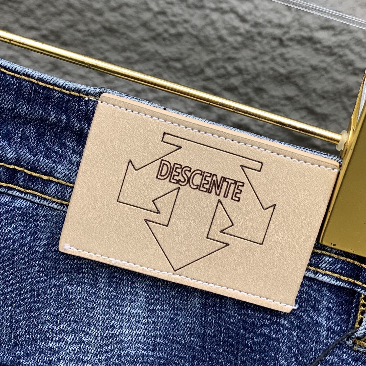 Descente Men's Slim Fit Denim Jeans - Premium Quality & Comfort 11 i1760367097452 332 0 6