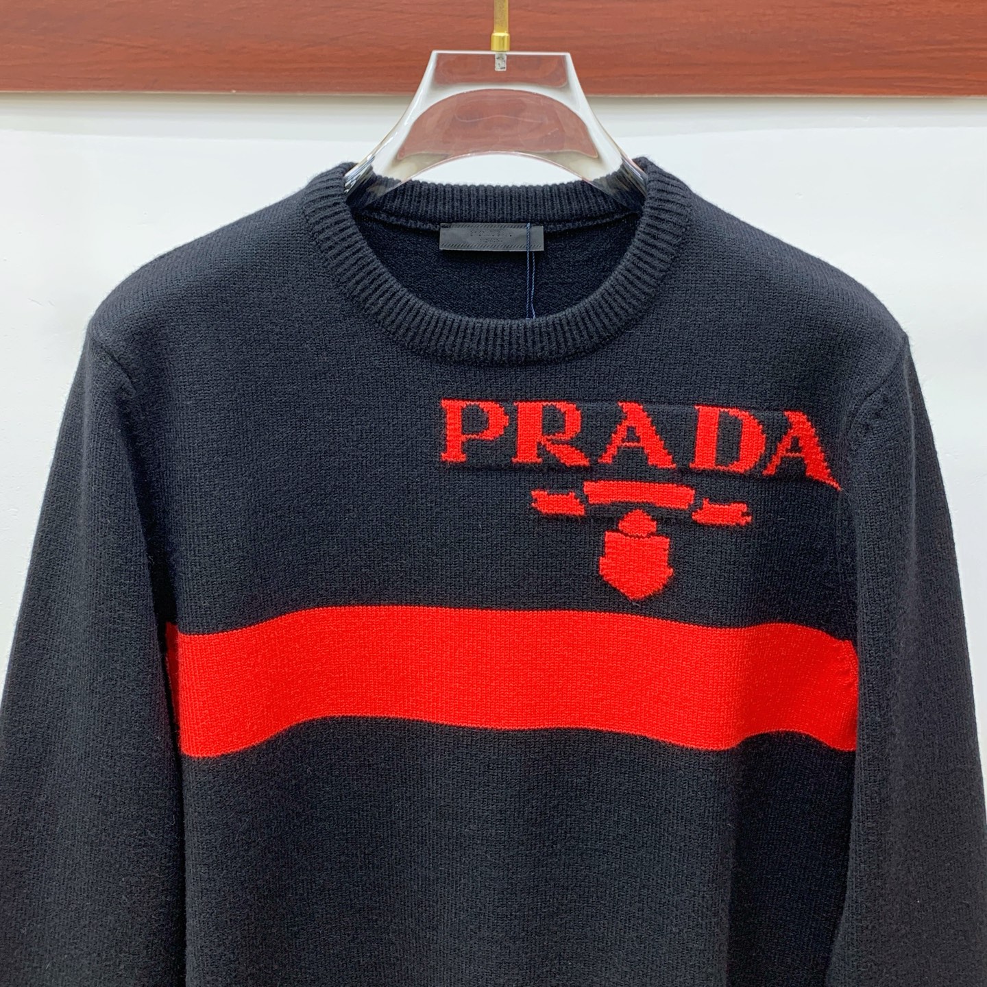 P普拉达25ss秋冬【新品】毛衣专供狠货，进口原版科技羊毛精纺！精细针织一体，色彩混织纯手工技艺呈现 档