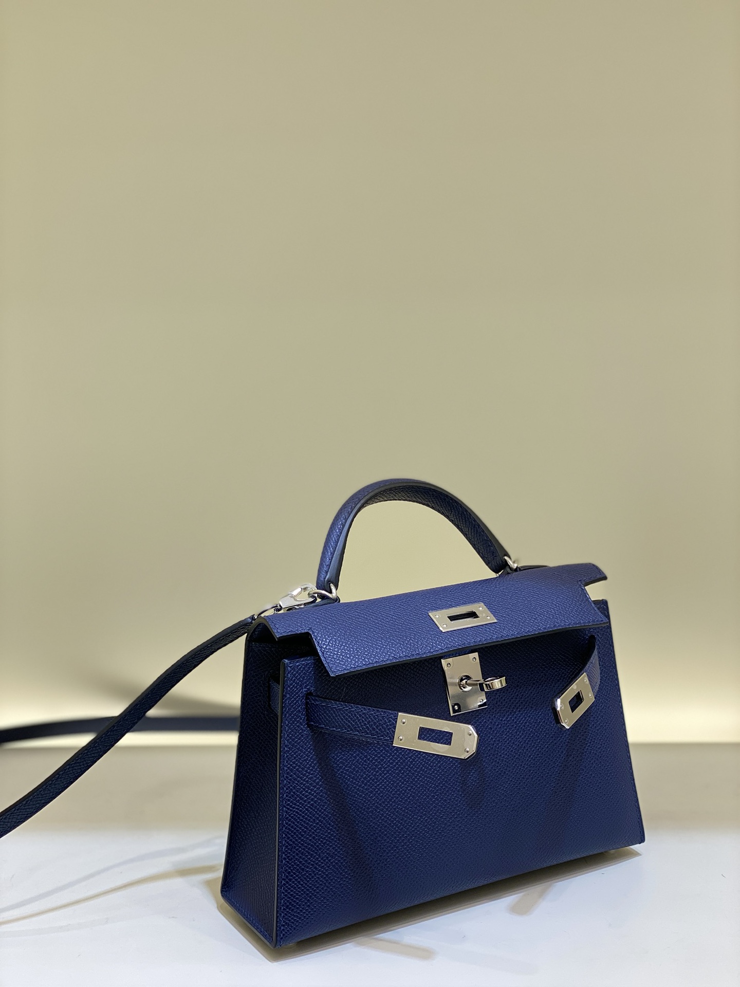 Compra de réplica
 Hermes Kelly Bolsas Sacos de corpo cruzado & Ombro Melhor Epsom Mini