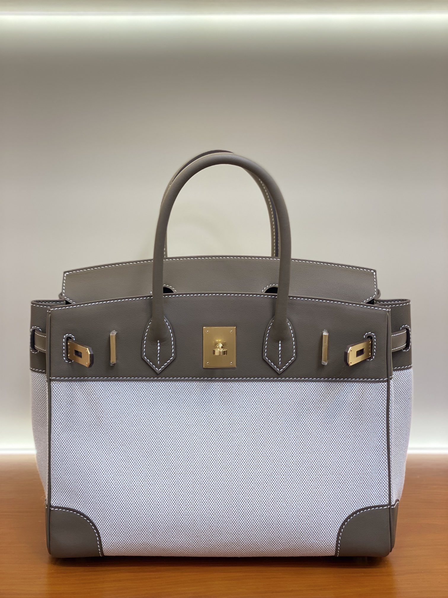 Birkin 25/30cm Pre-Owned Bag Swift Leather Patchwork Elephant Grey Gold Hardware 1 i1730255086 4605 1