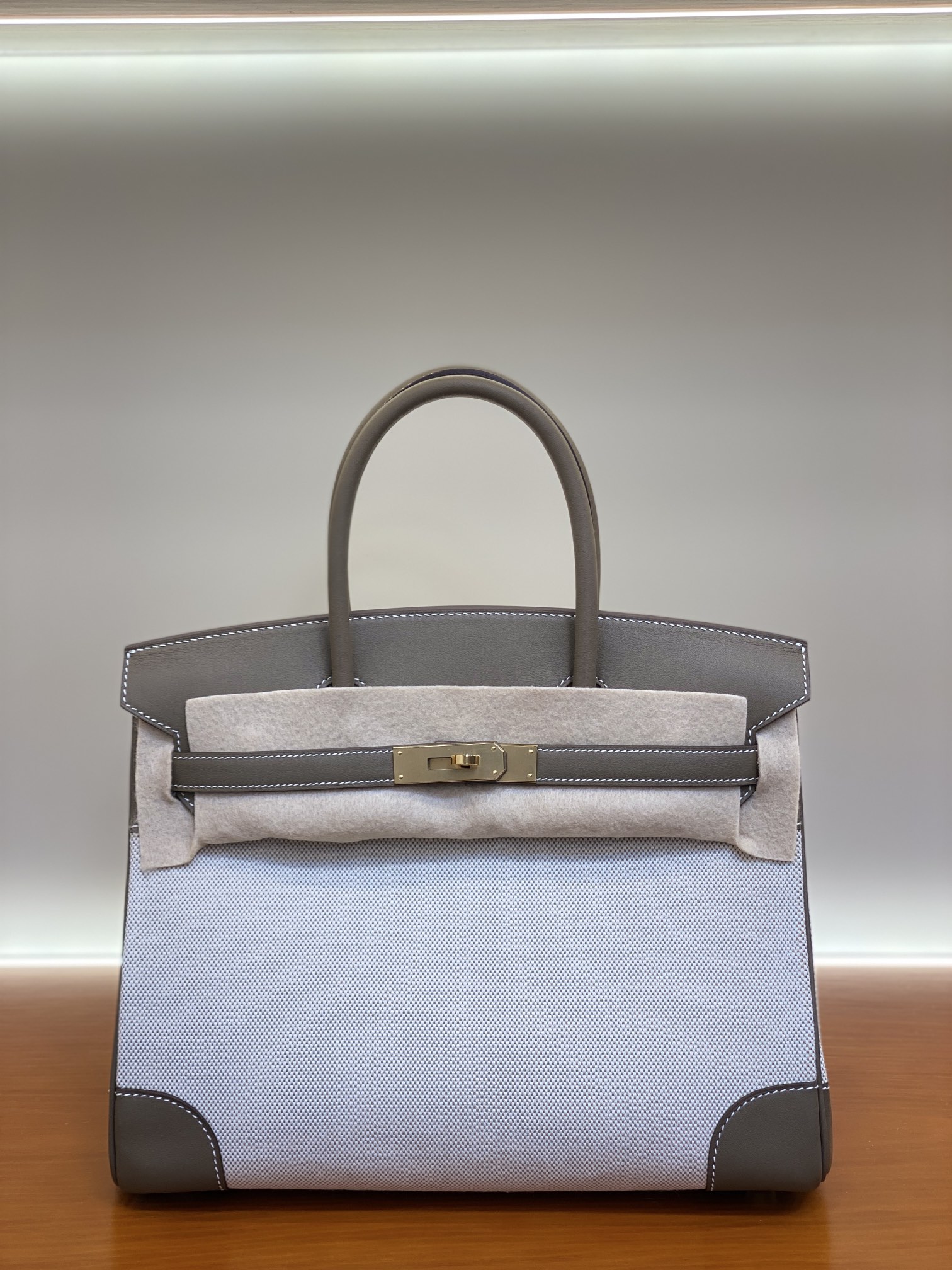 Birkin 25/30cm Pre-Owned Bag Swift Leather Patchwork Elephant Grey Gold Hardware 13 i1730255087 3896 8