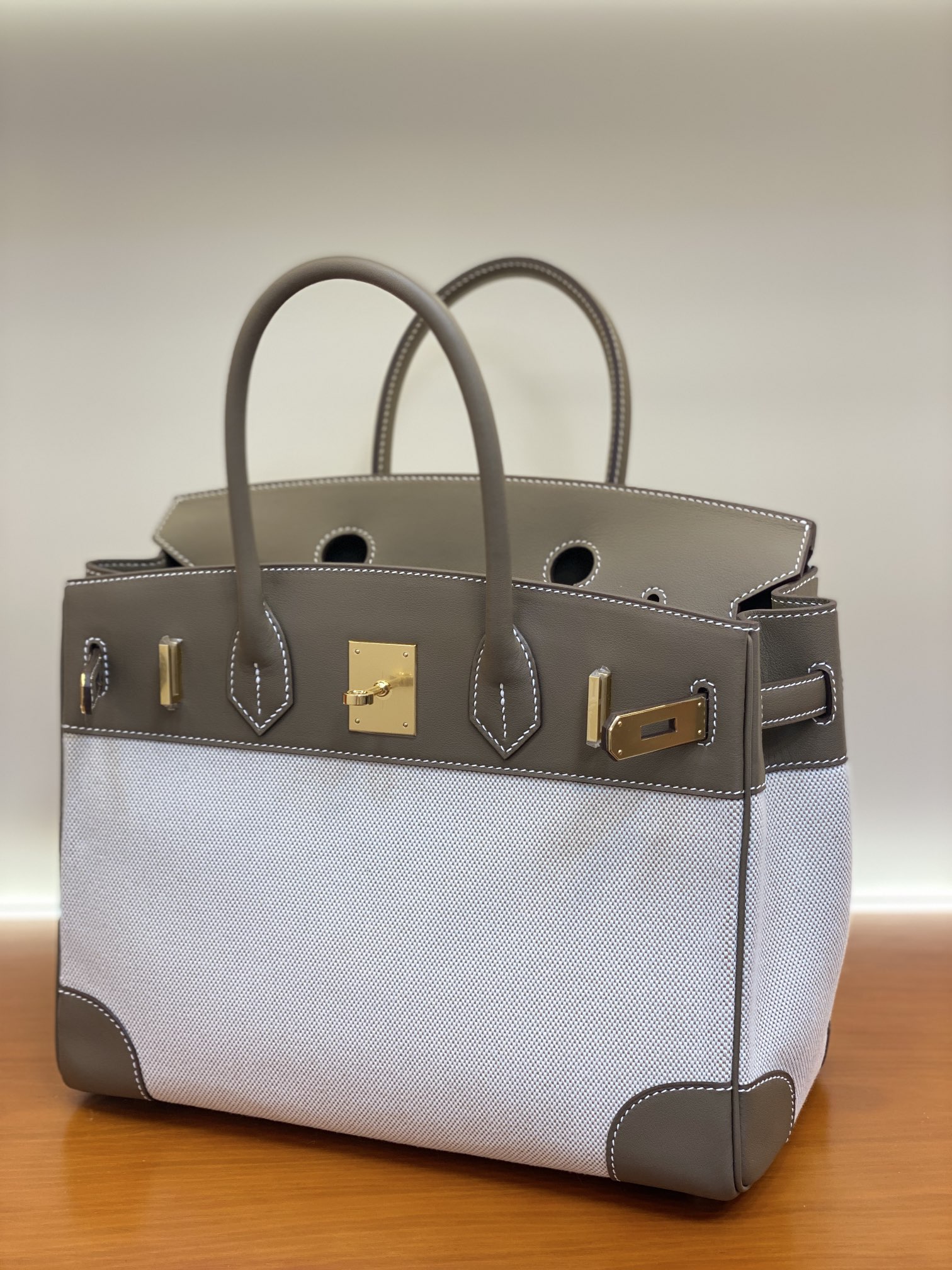 Birkin 25/30cm Pre-Owned Bag Swift Leather Patchwork Elephant Grey Gold Hardware 12 i1730255087 9882 4